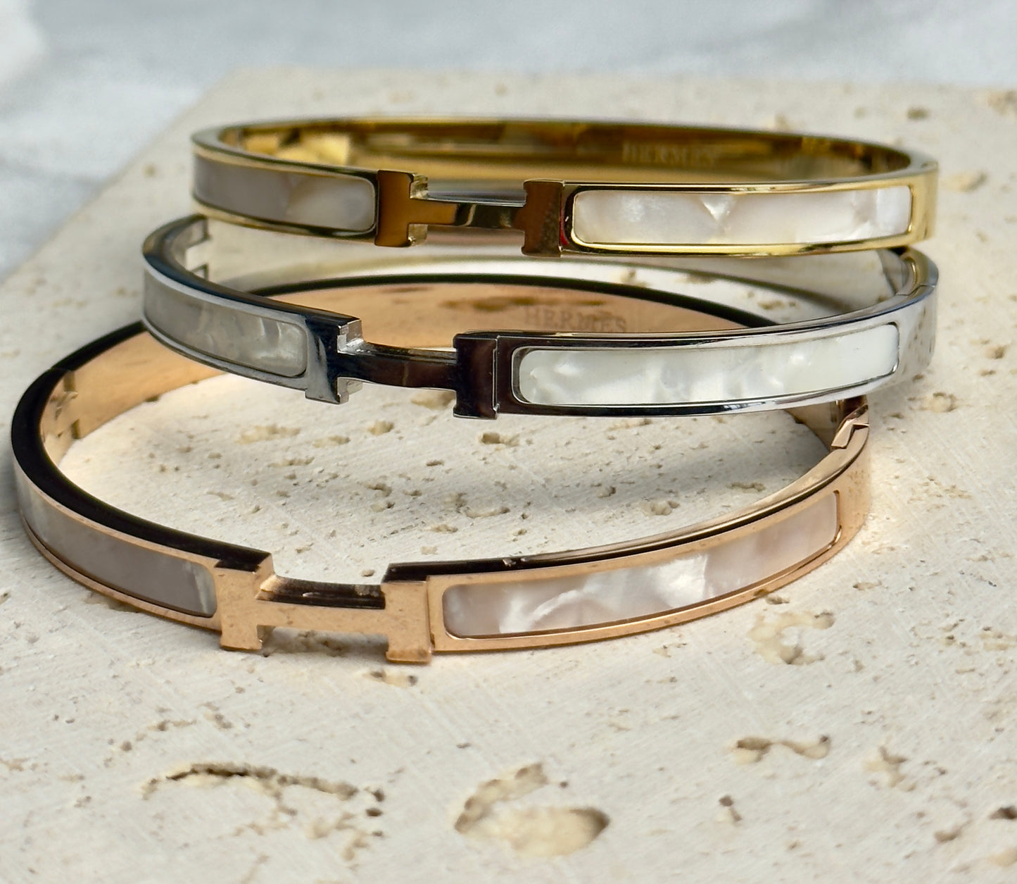 Herm Shell Bangle ✨