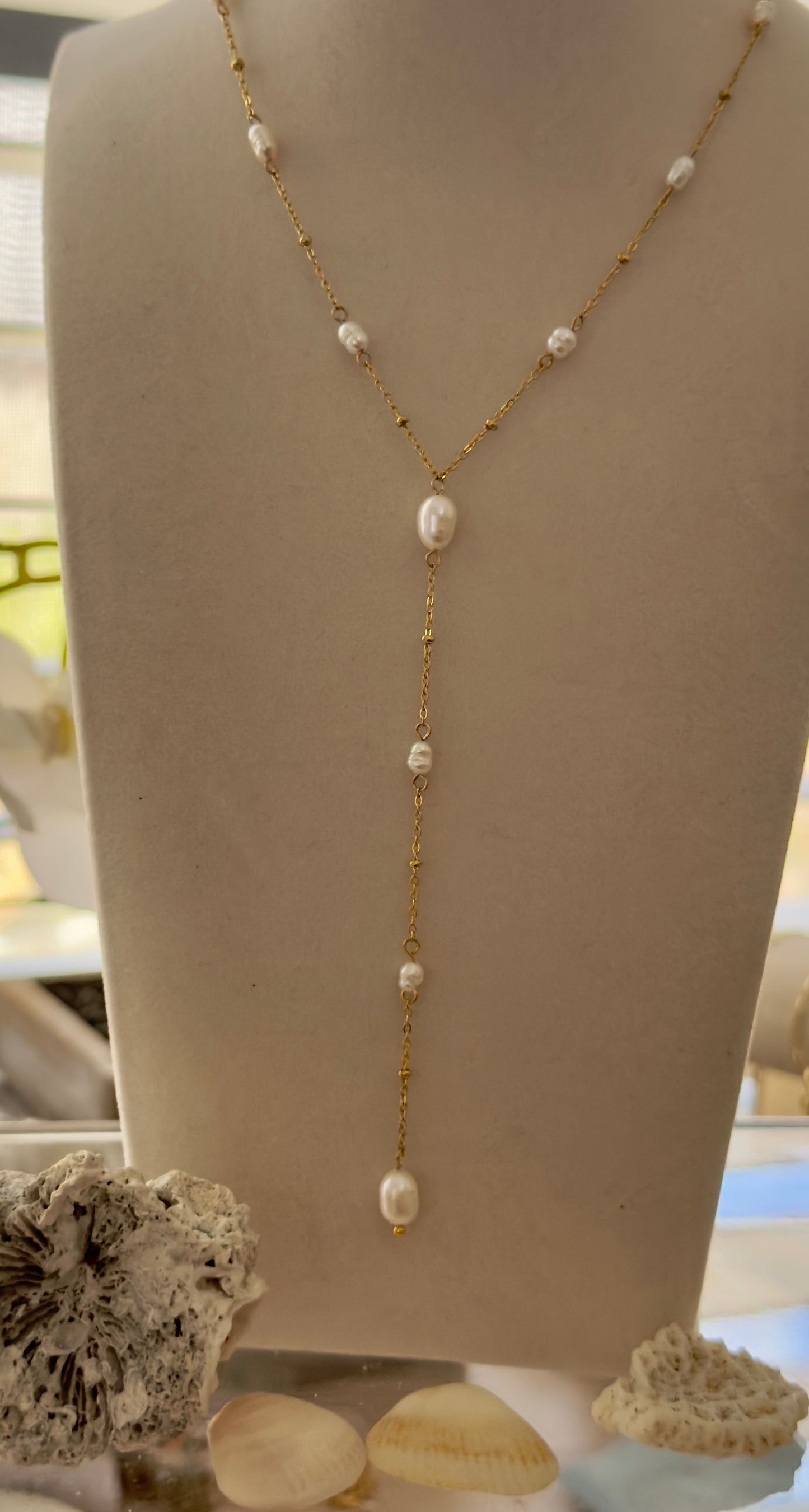 Dainty Lariat Pearl Necklace
