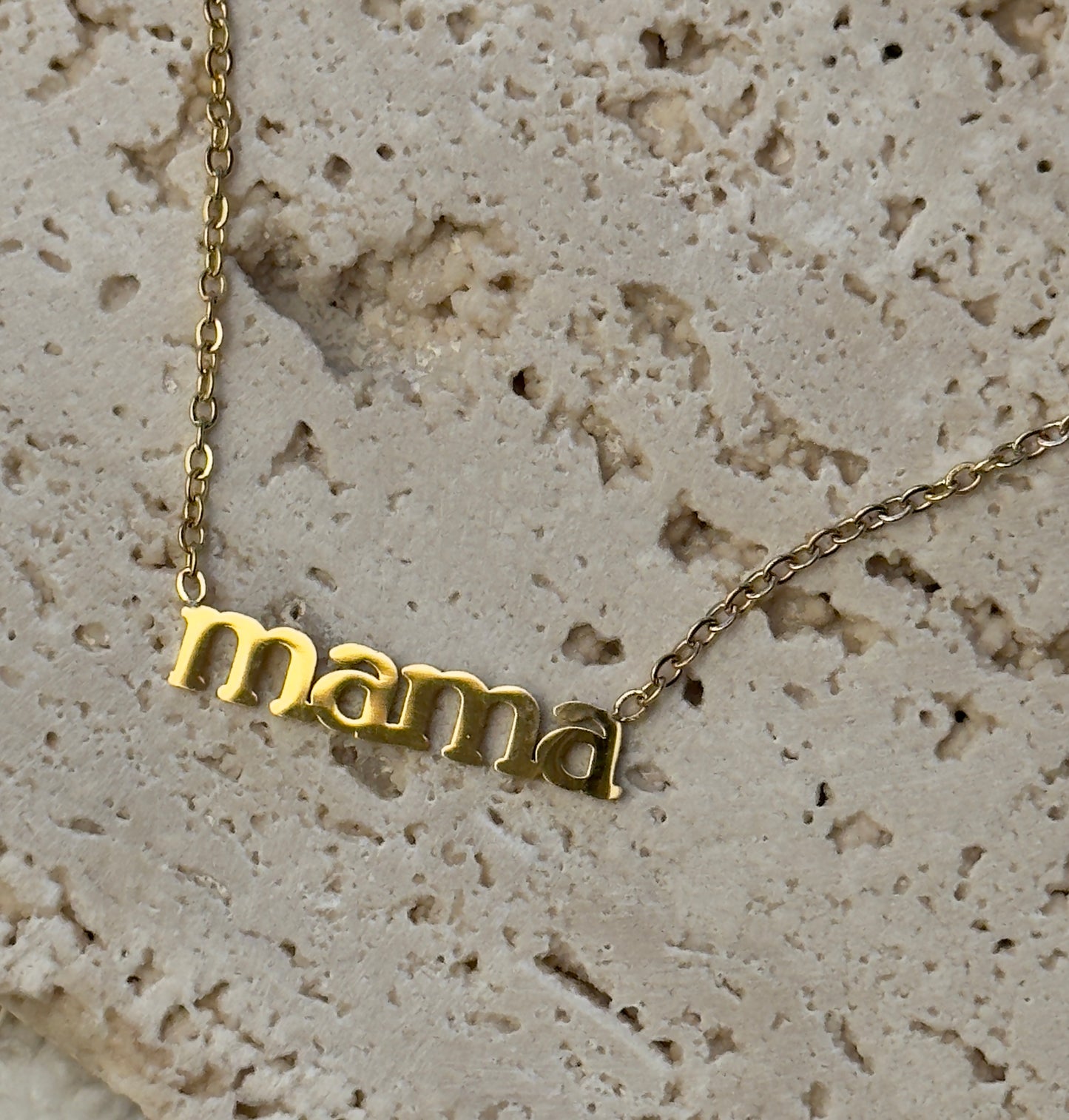 Mama Necklace