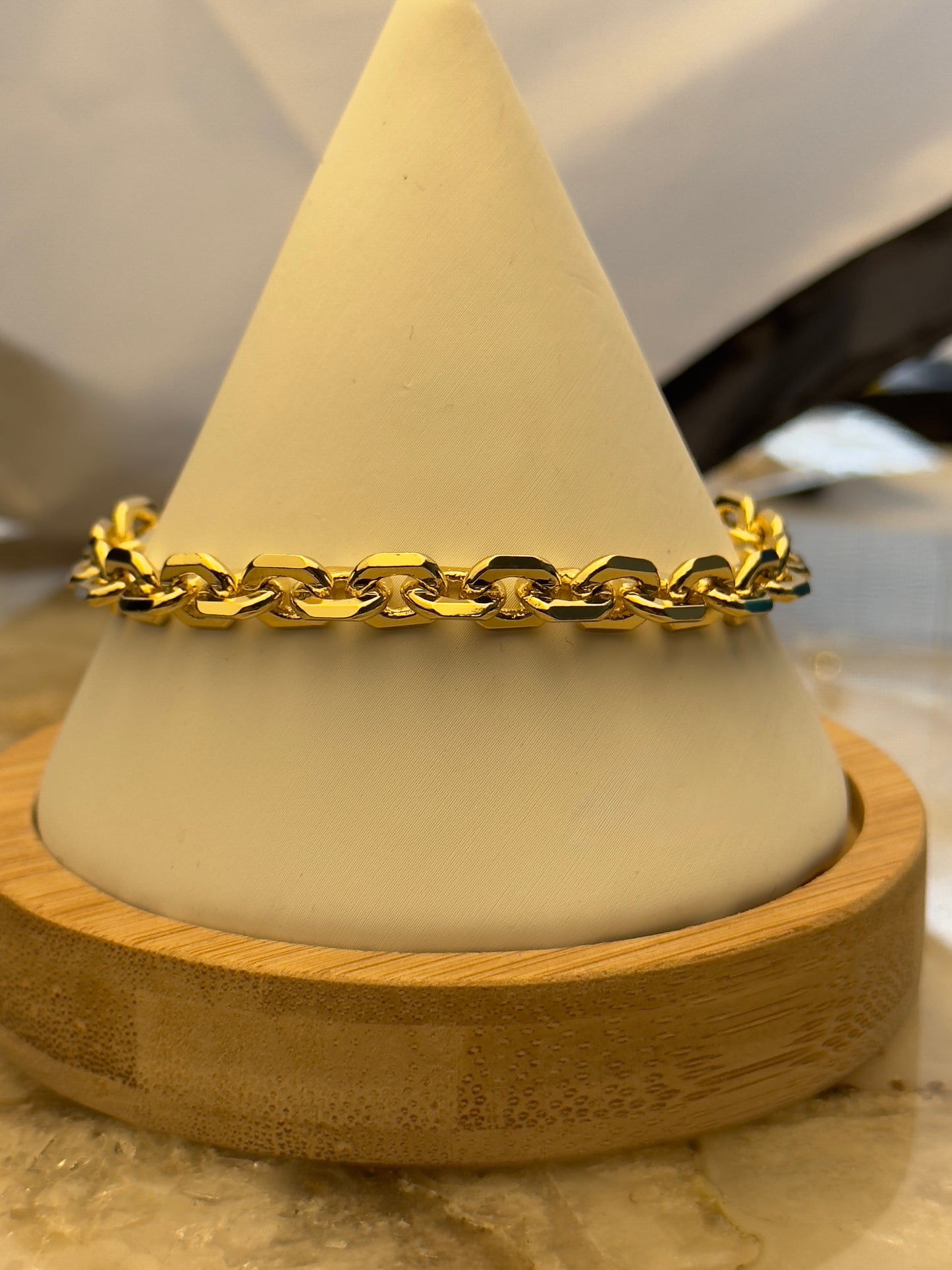 Chunky Bracelet (7MM)