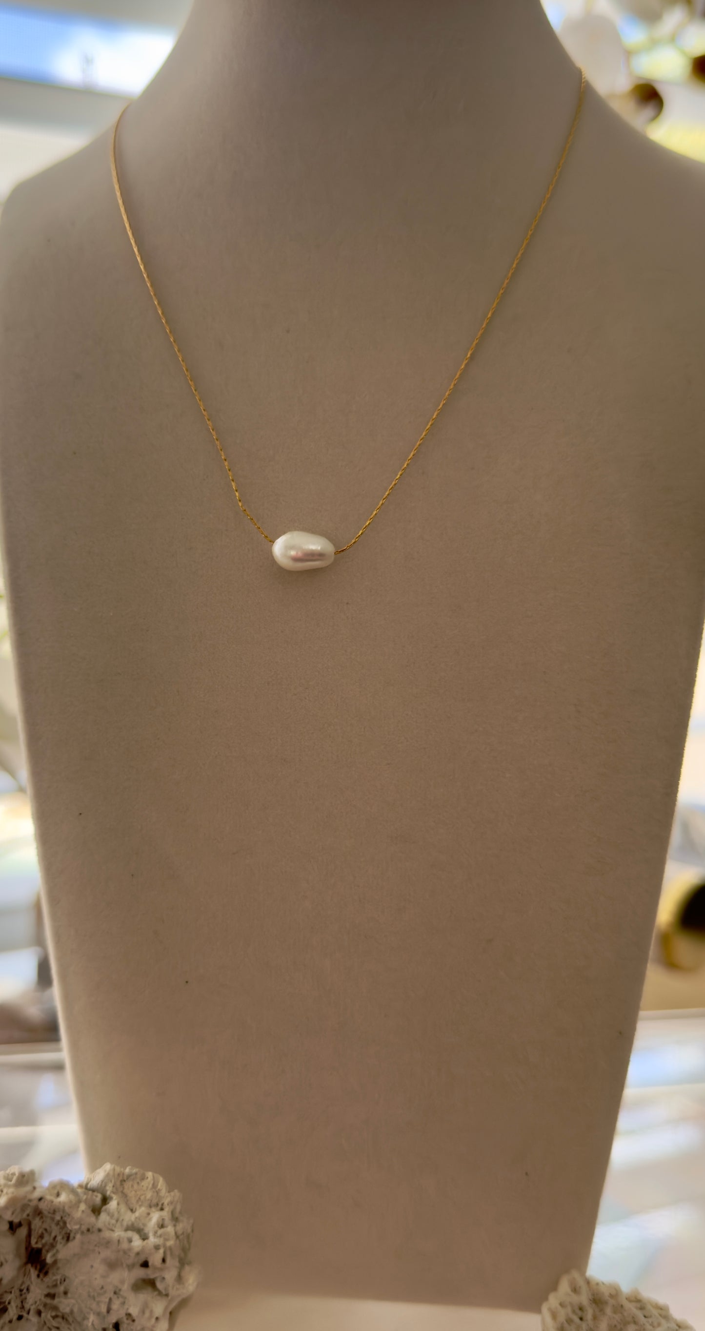 One Pearl Minimalist Necklace