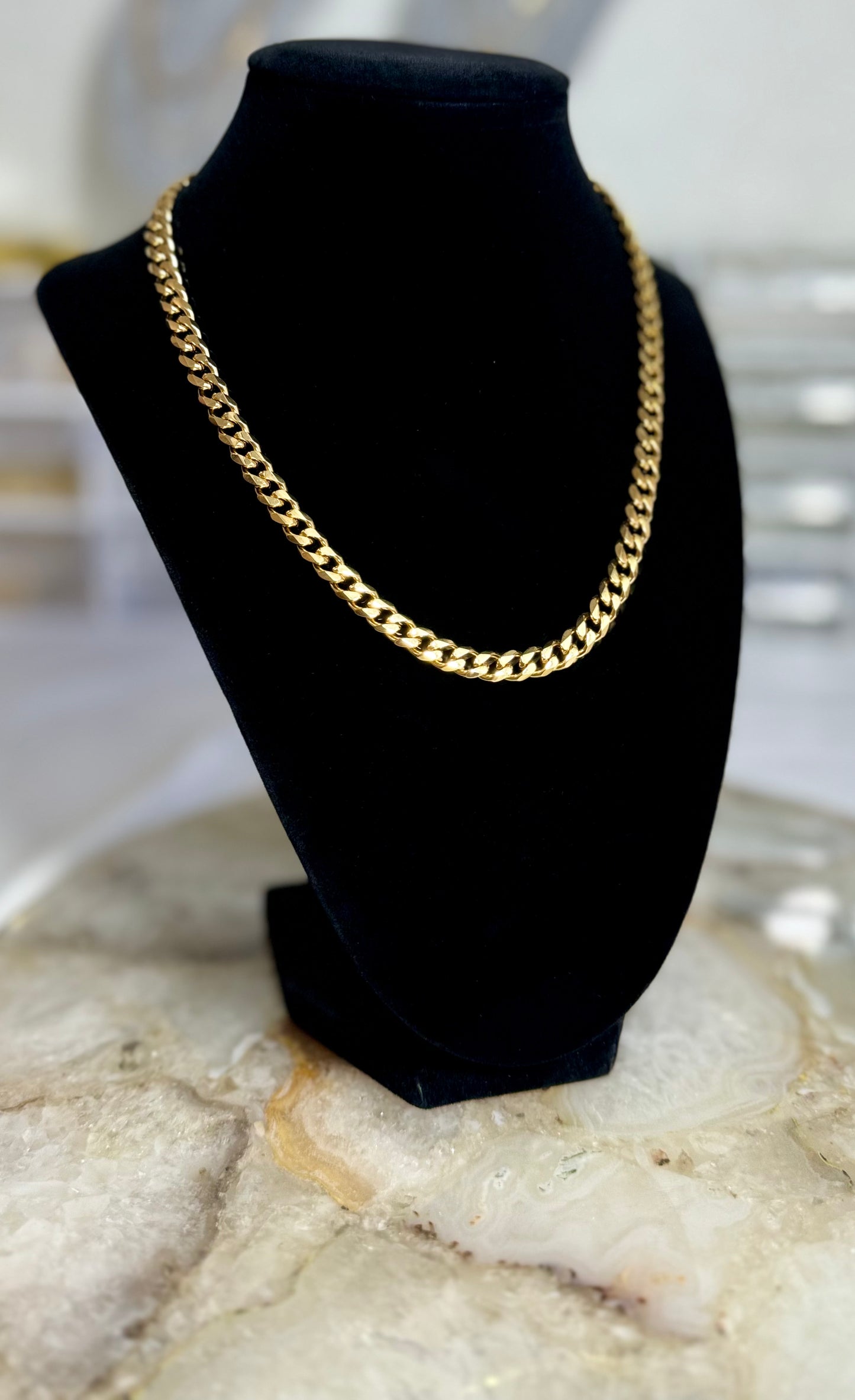 Collar cubano de acero chapado en oro de 18k