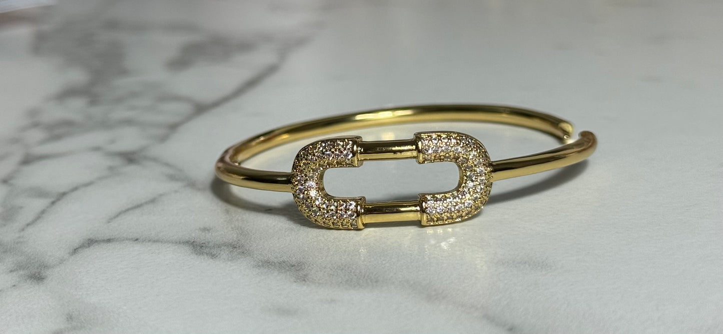 Brazalete clip de papel de oro con circonio