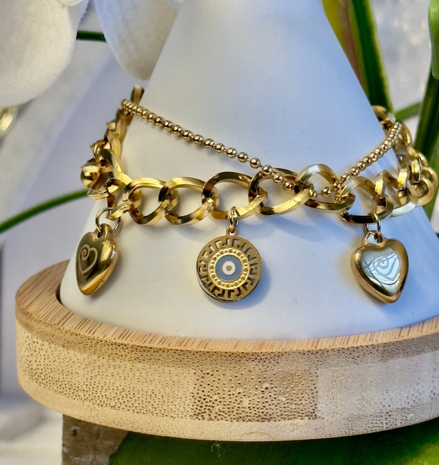 Evil eye with hearts charm bracelet - Figi JewelsCharm bracelets