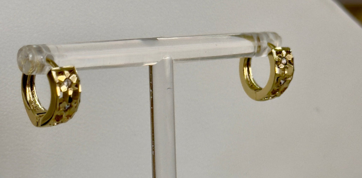 Mini 3 flower hoop with crystals - Figi JewelsHoop earrings