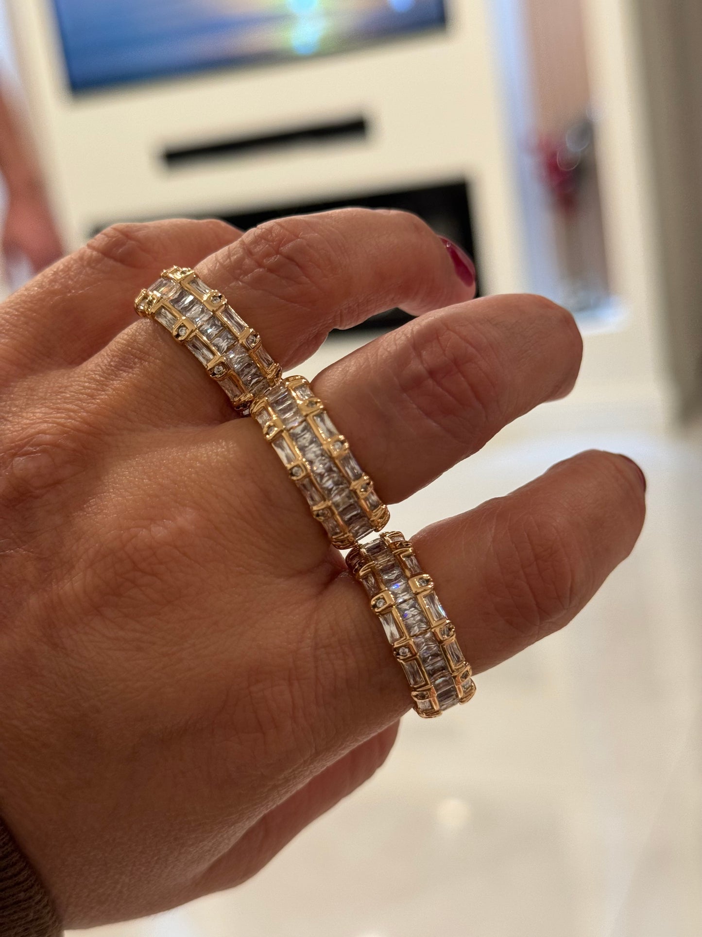 18kt Rose Gold Full Crystal Ring