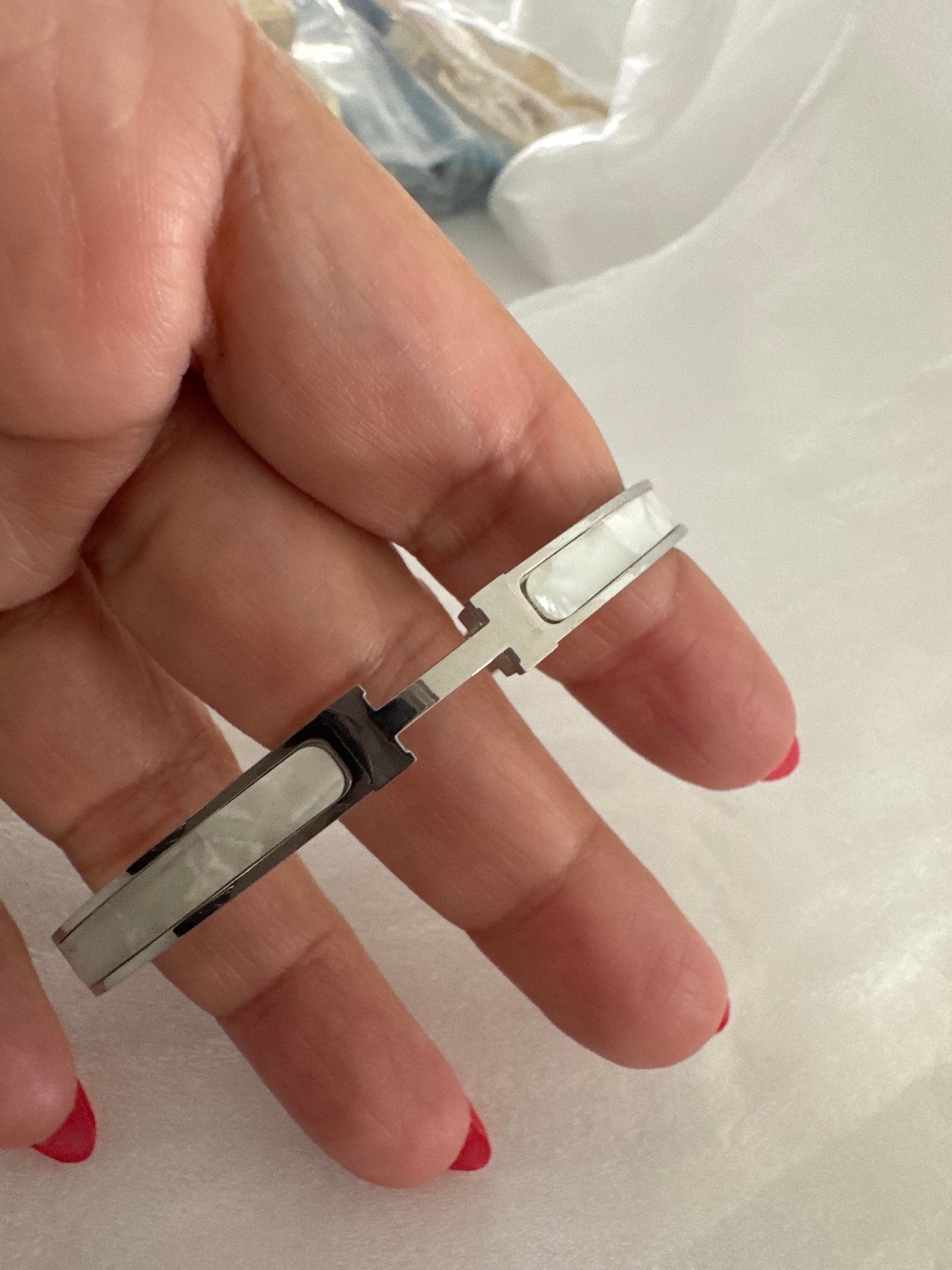 Herm Shell  Bangle ✨