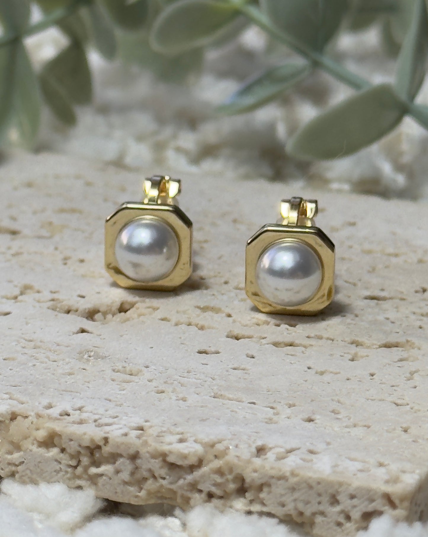 Pearl Clip On Earrings