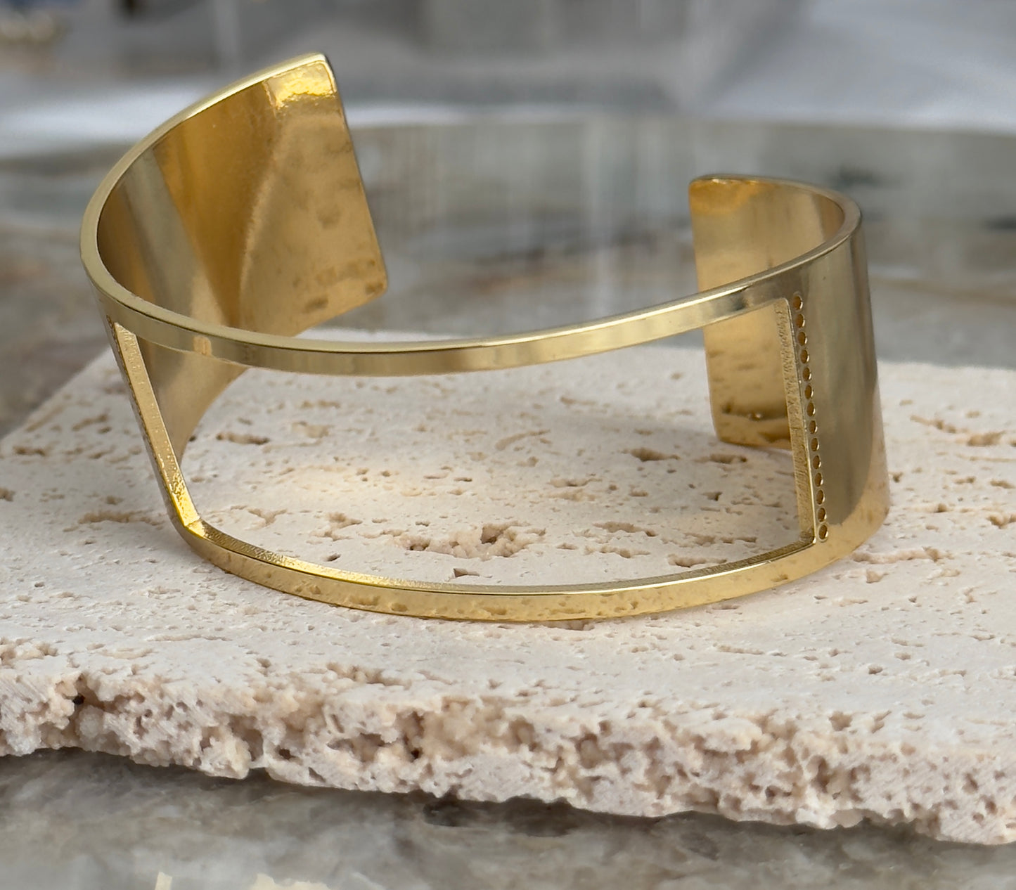 Open Design Cuff Bangle