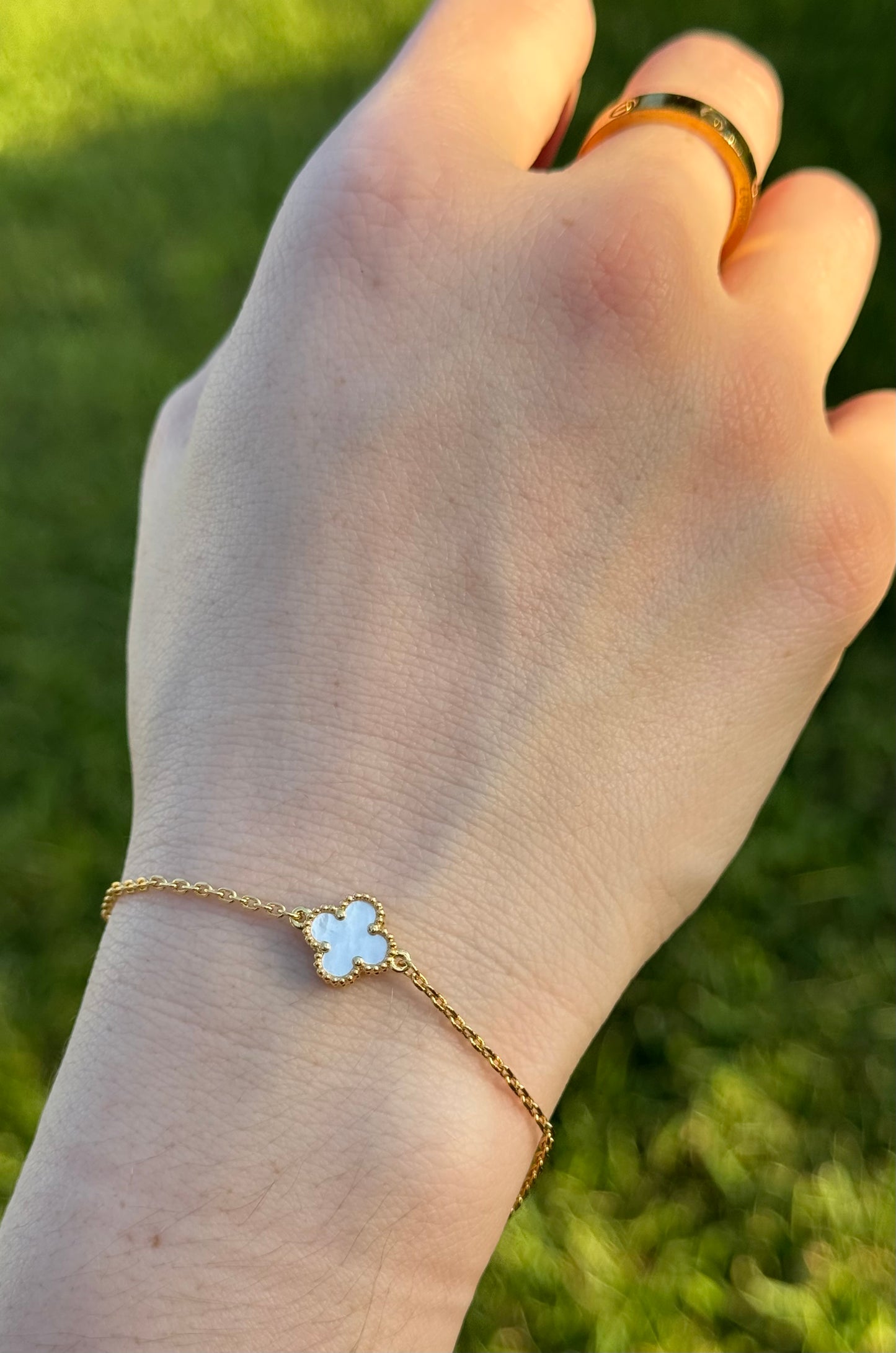 Single Clover  Bracelet (9MM Clover )