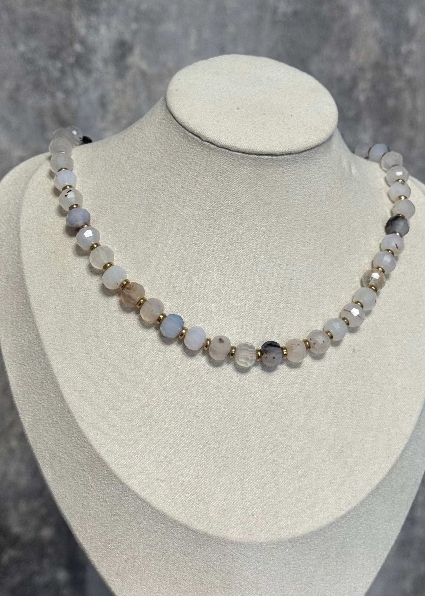 Cloud Agate Beaded Choker