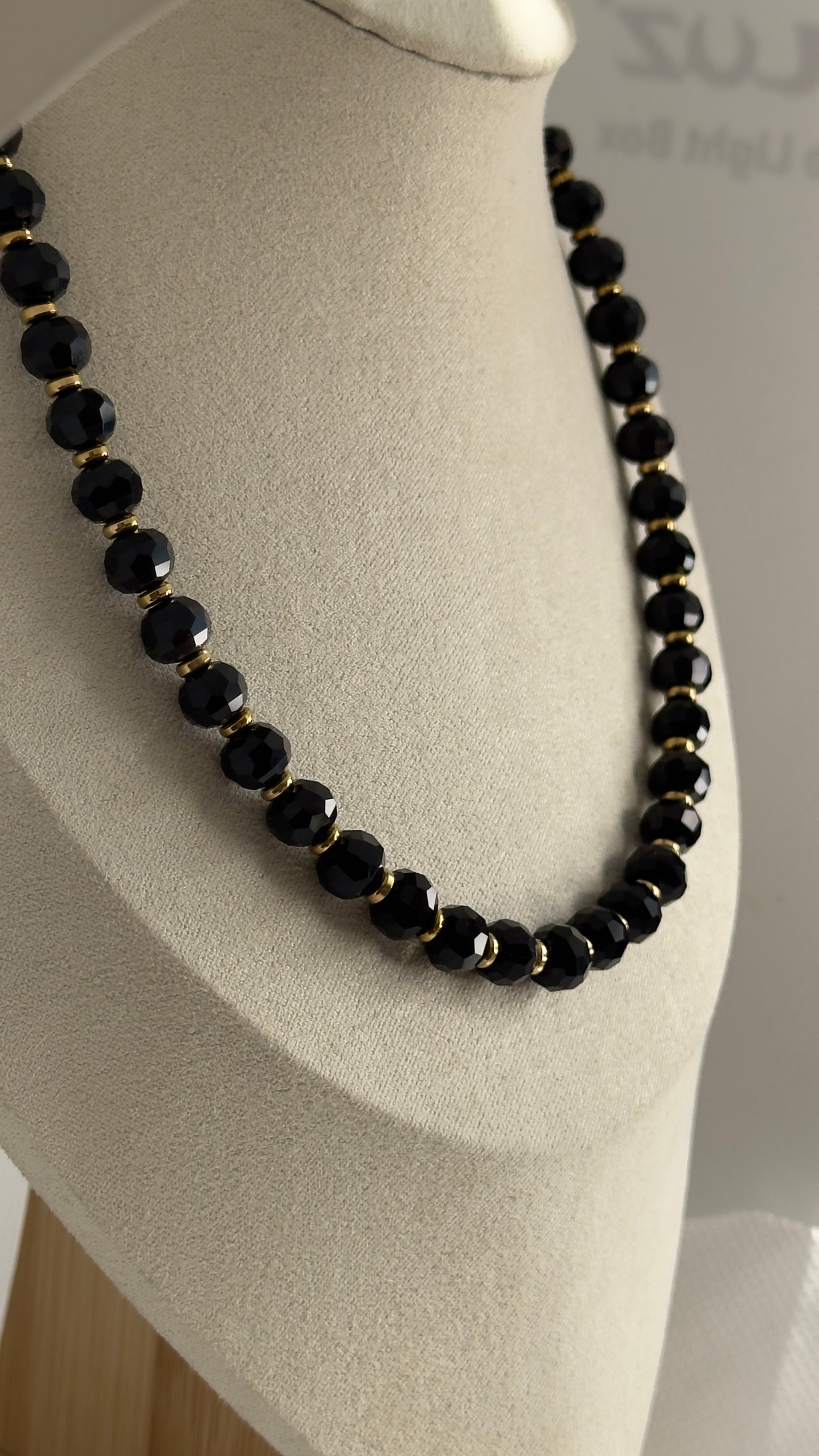 Cloud Agate Beaded Choker