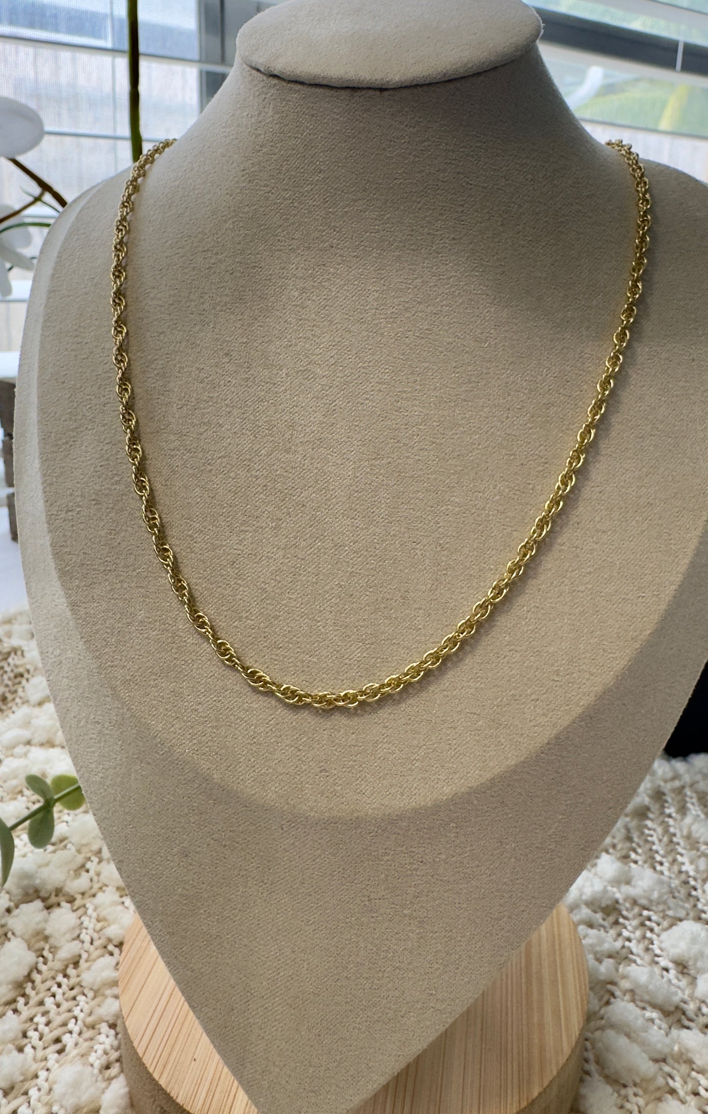 Medium Style Rope Necklace