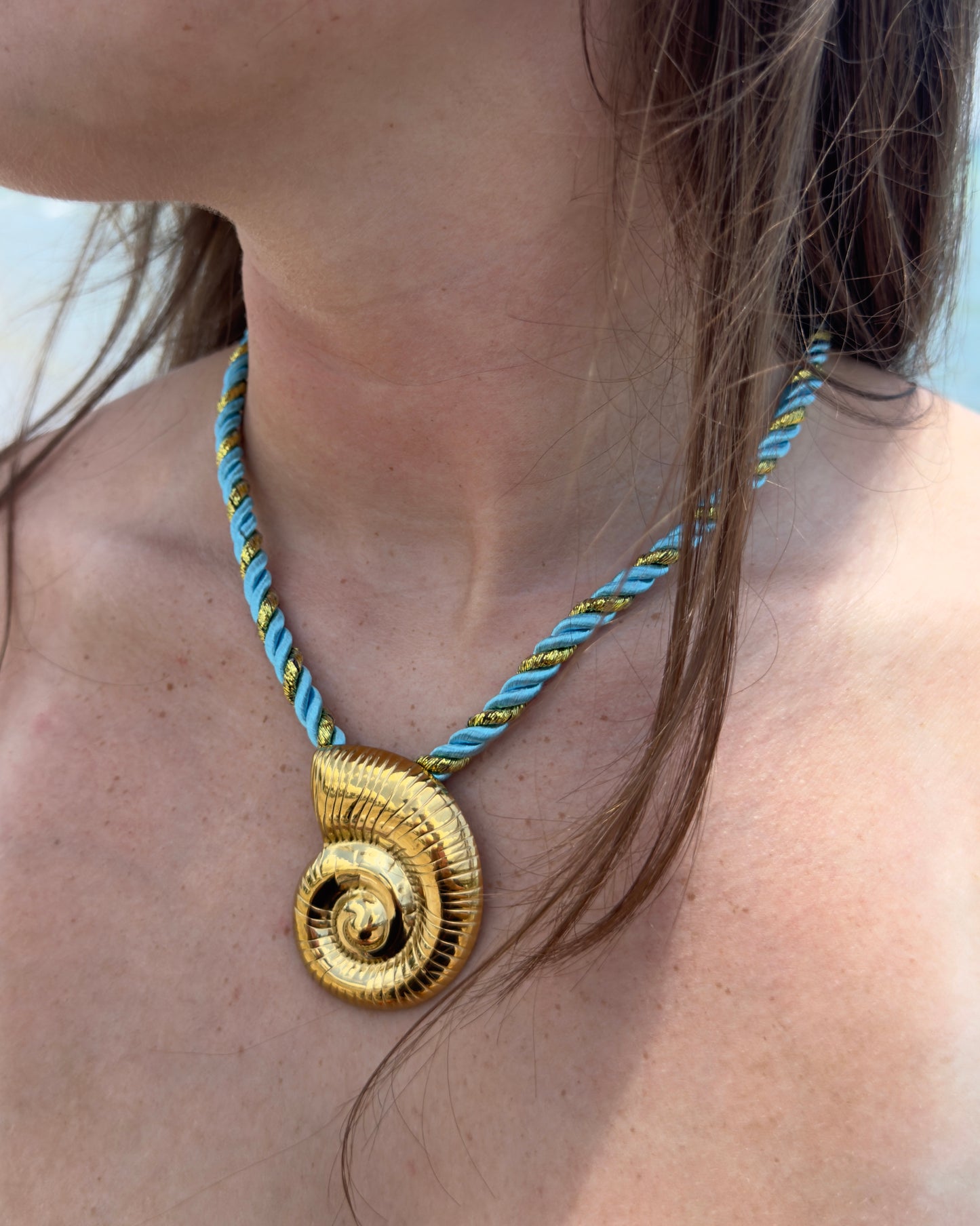 Waterproof Conch Shell Rope Necklace Hypoallergenic & Tarnish-Free Beach Jewelry for Women