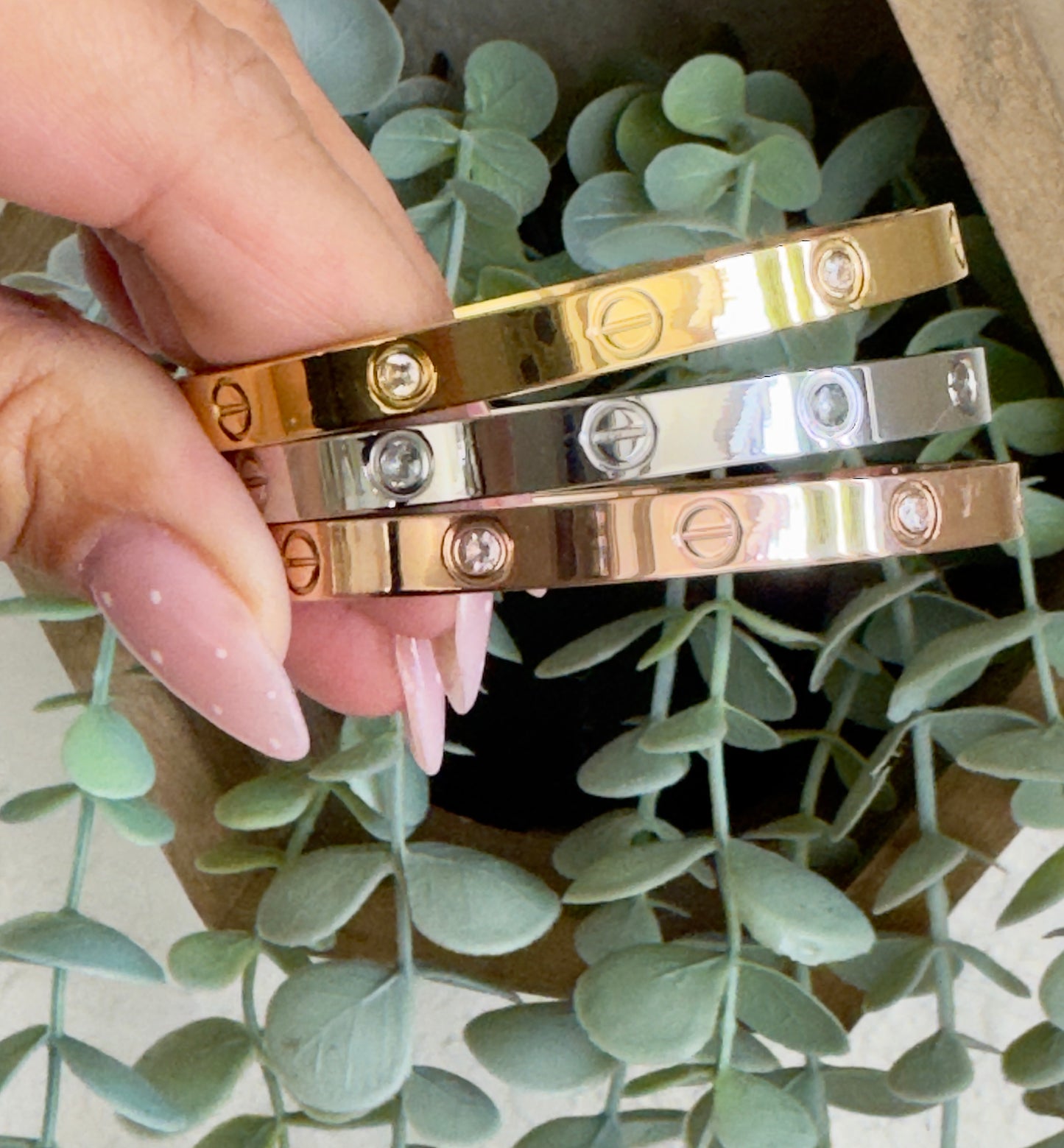 Screw Clip Lock Bangle