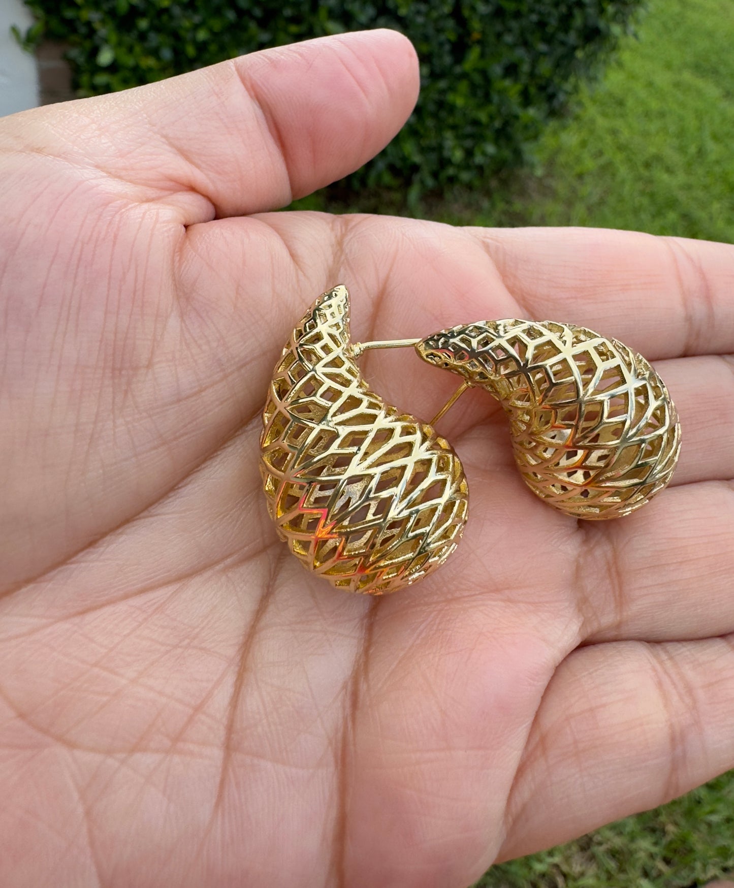 Chunky Open  Pattern Drop Earrings