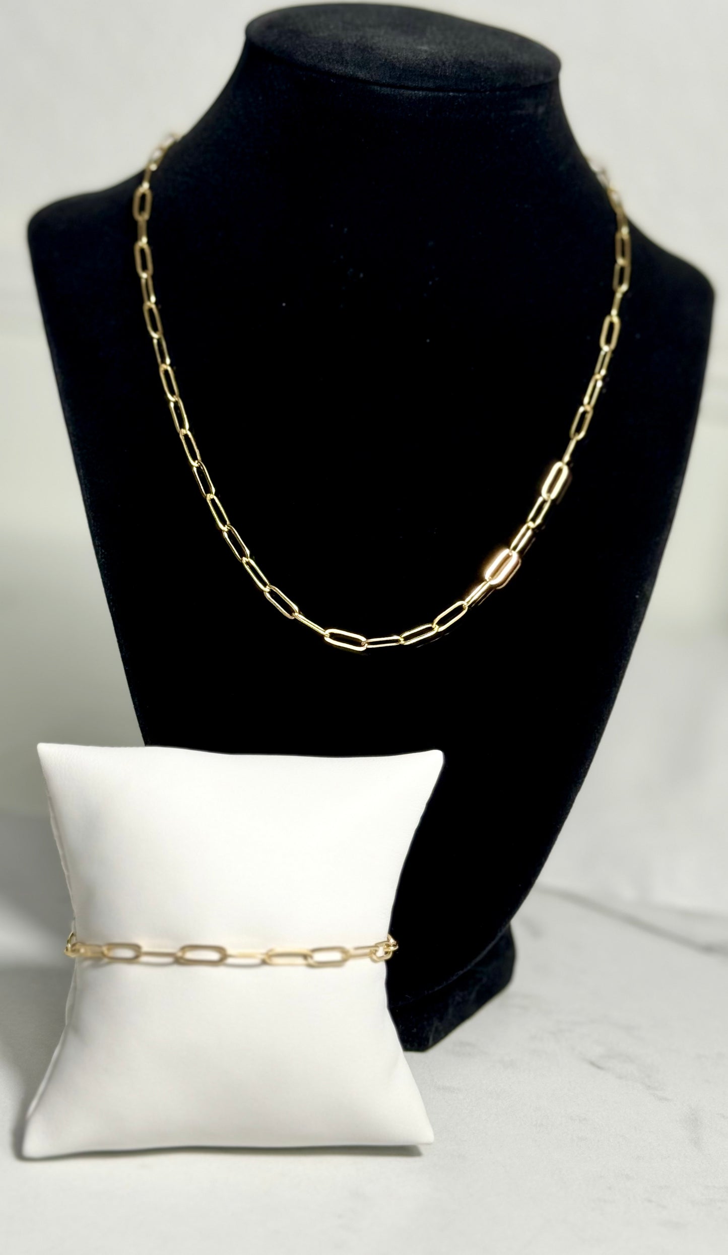 Paper Clip Set Necklace And Bracelet Plain ( Adjustable) 18kt Gold Laminated