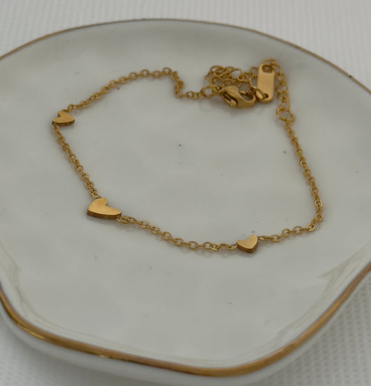 Dainty Heart Bracelet