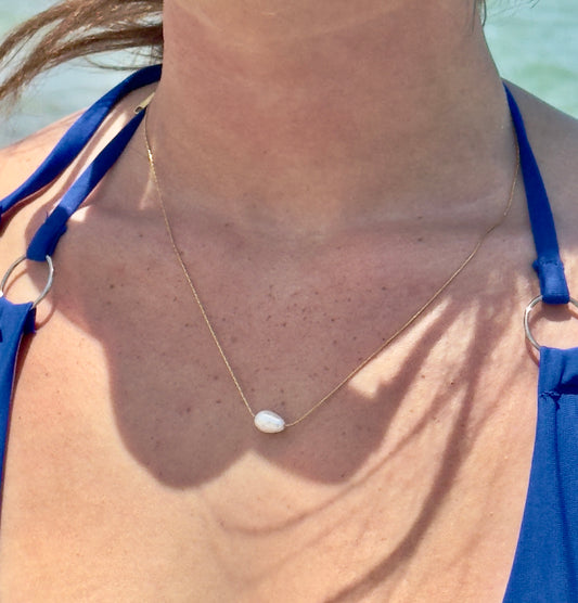 One Pearl Minimalist Necklace