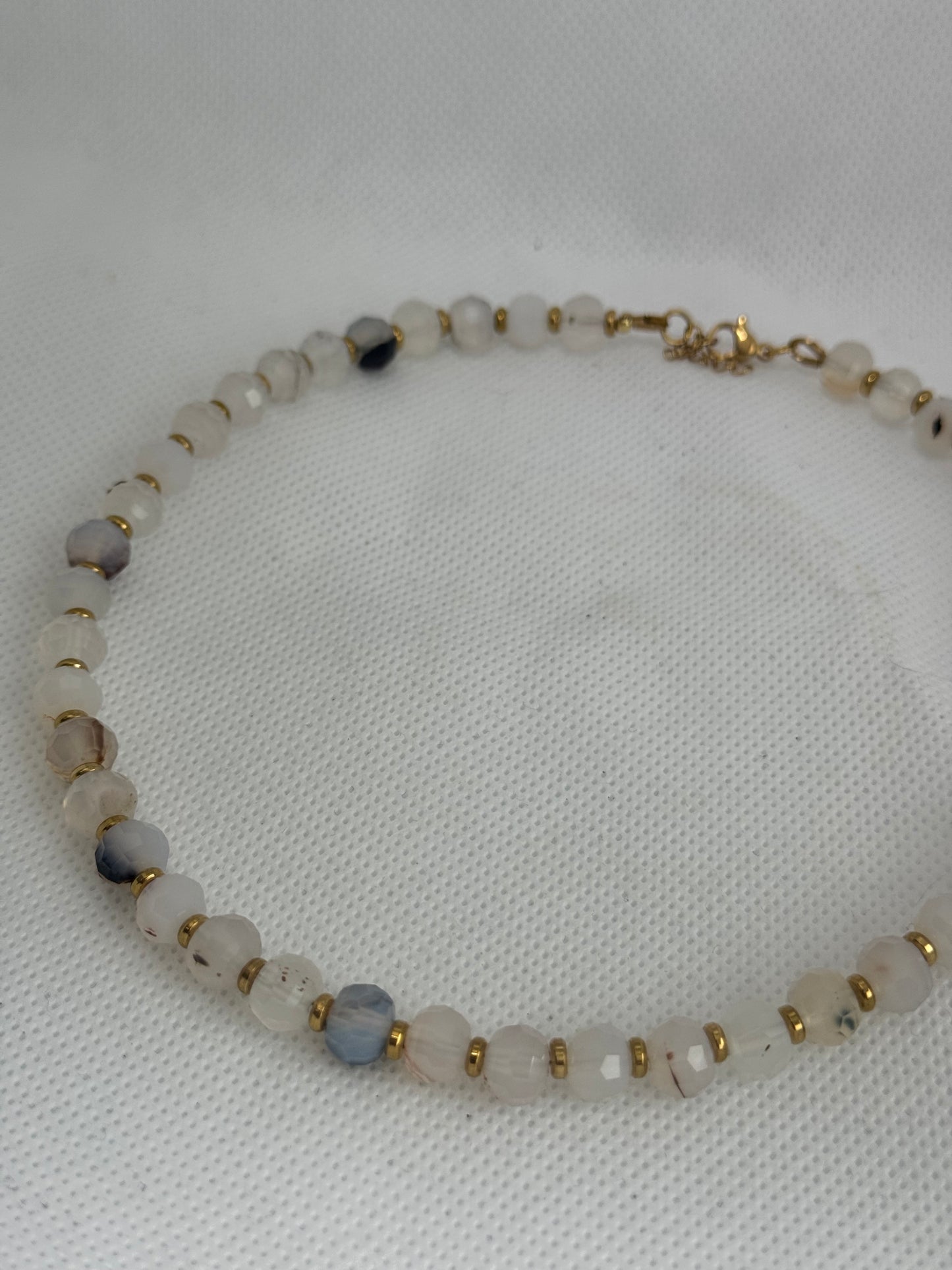 Cloud Agate Beaded Choker