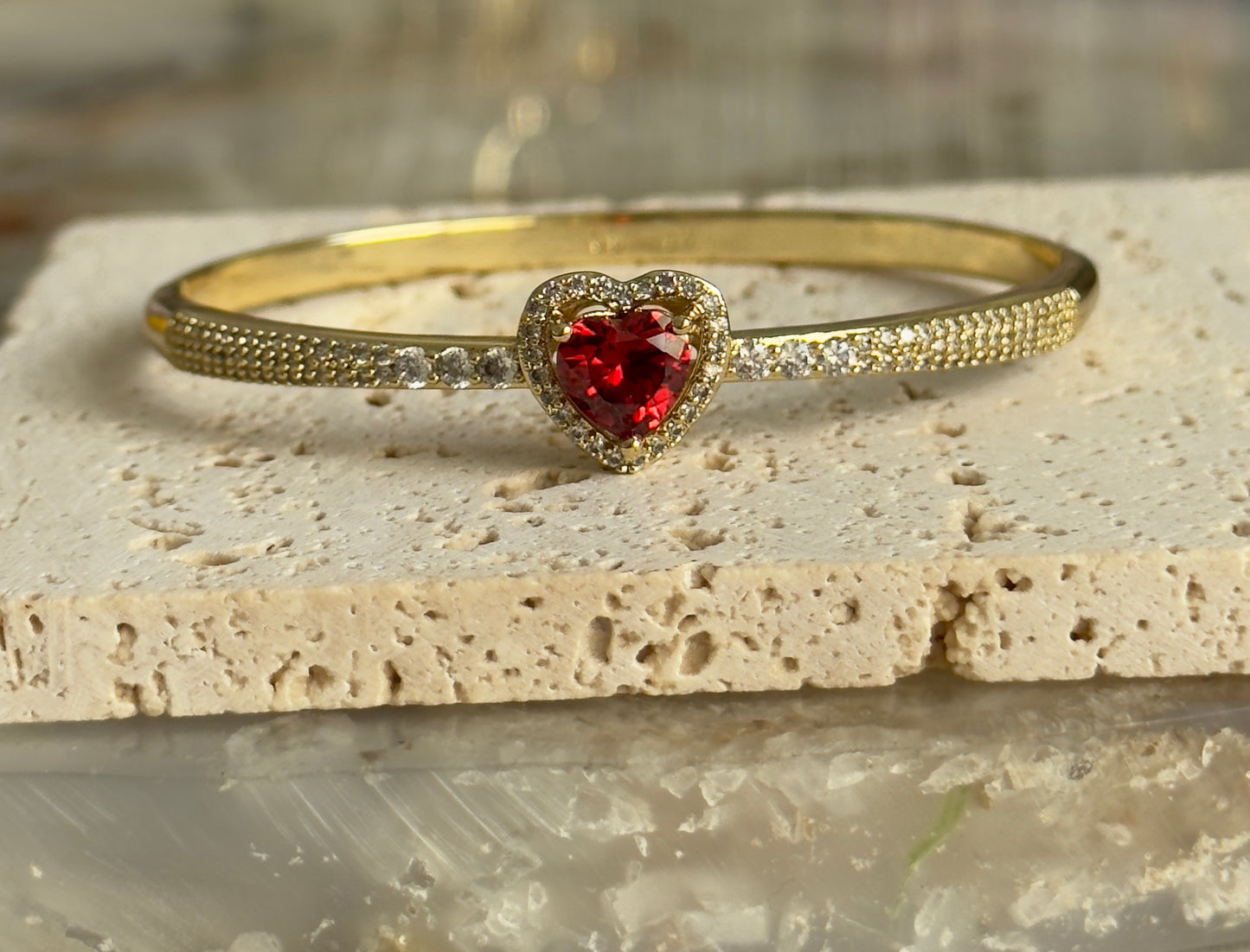 Red ♥️Heart Zicornium Clip Bangle