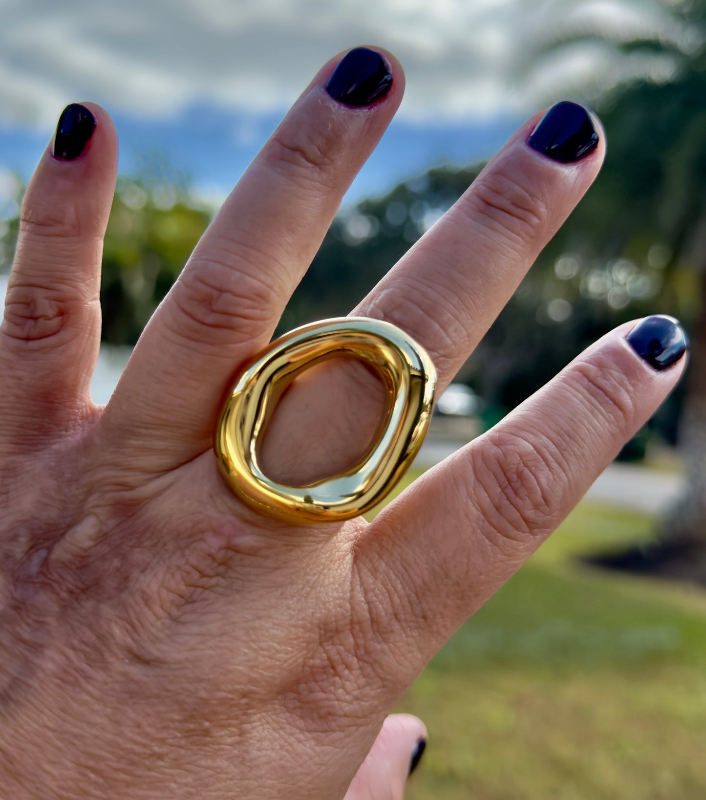 “O” what a bold statement ring