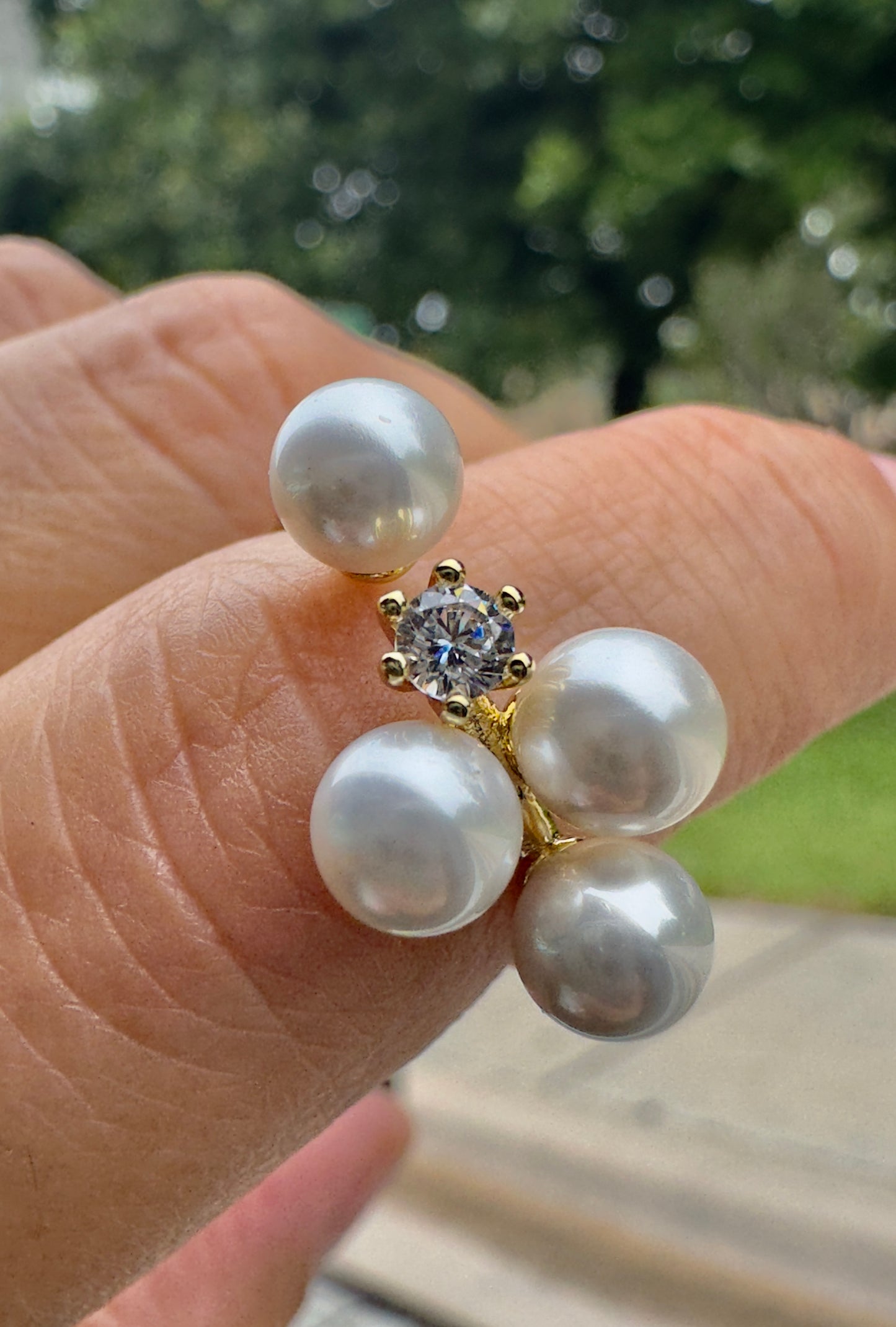 4 Pearls Crystal Stud Ring