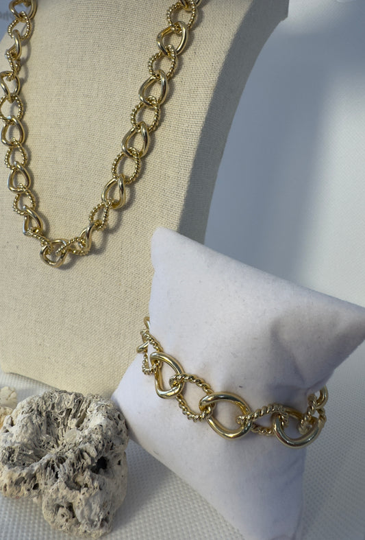 14KT Gold Laminated Thick Interlocking Necklace With Bracelet Set