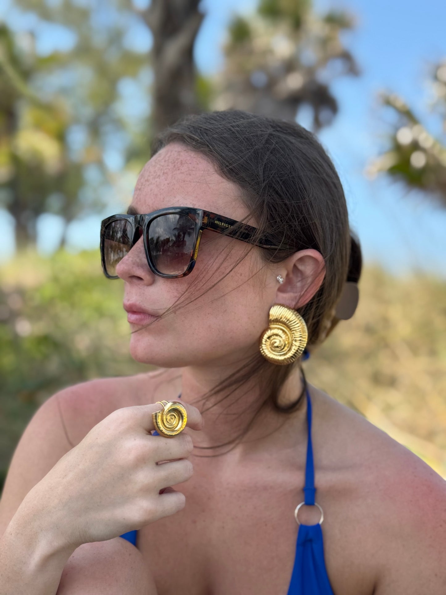 Chunky Conch  Stud Earrings