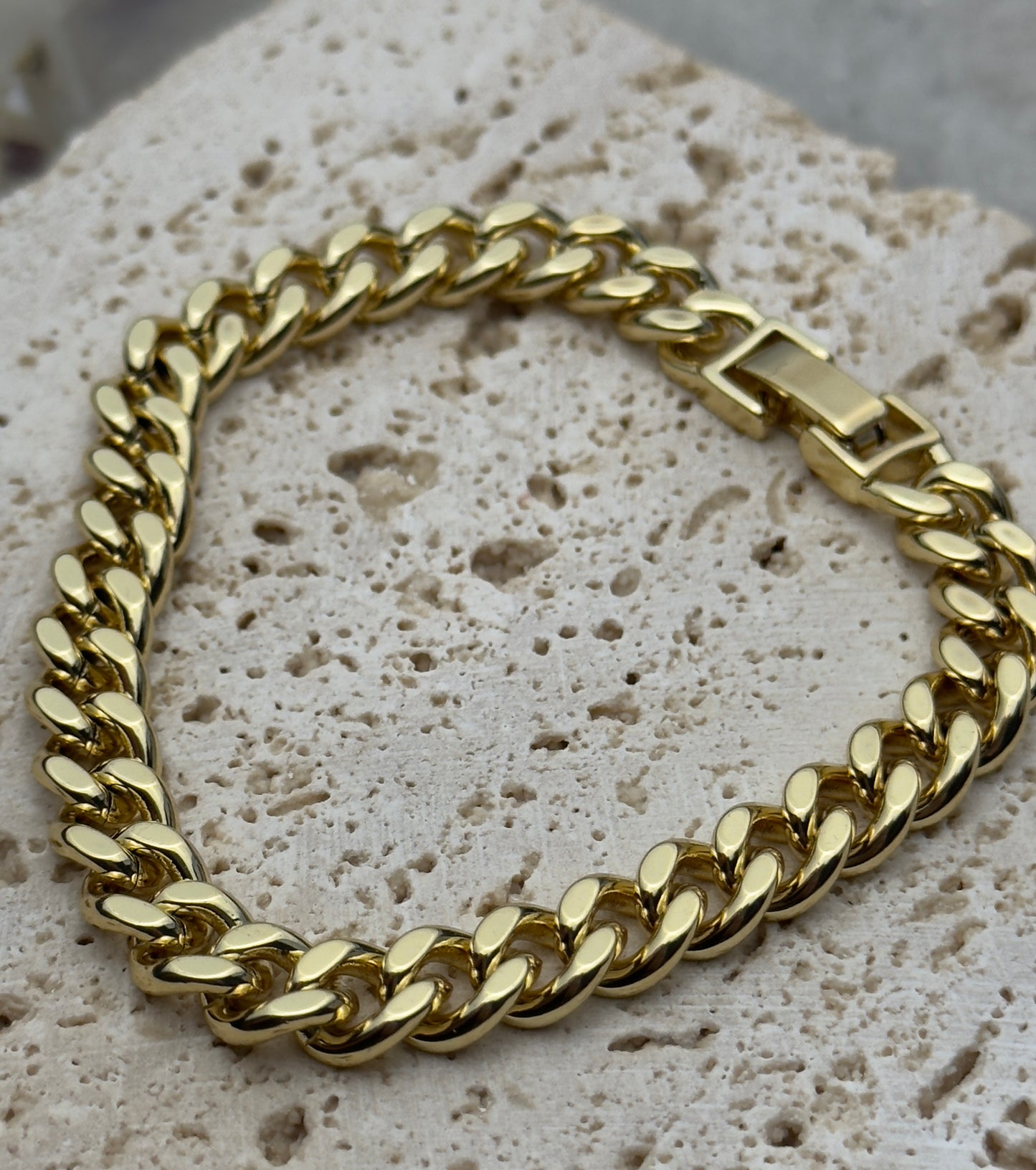 Cuban Link Bracelet ( 7MM)