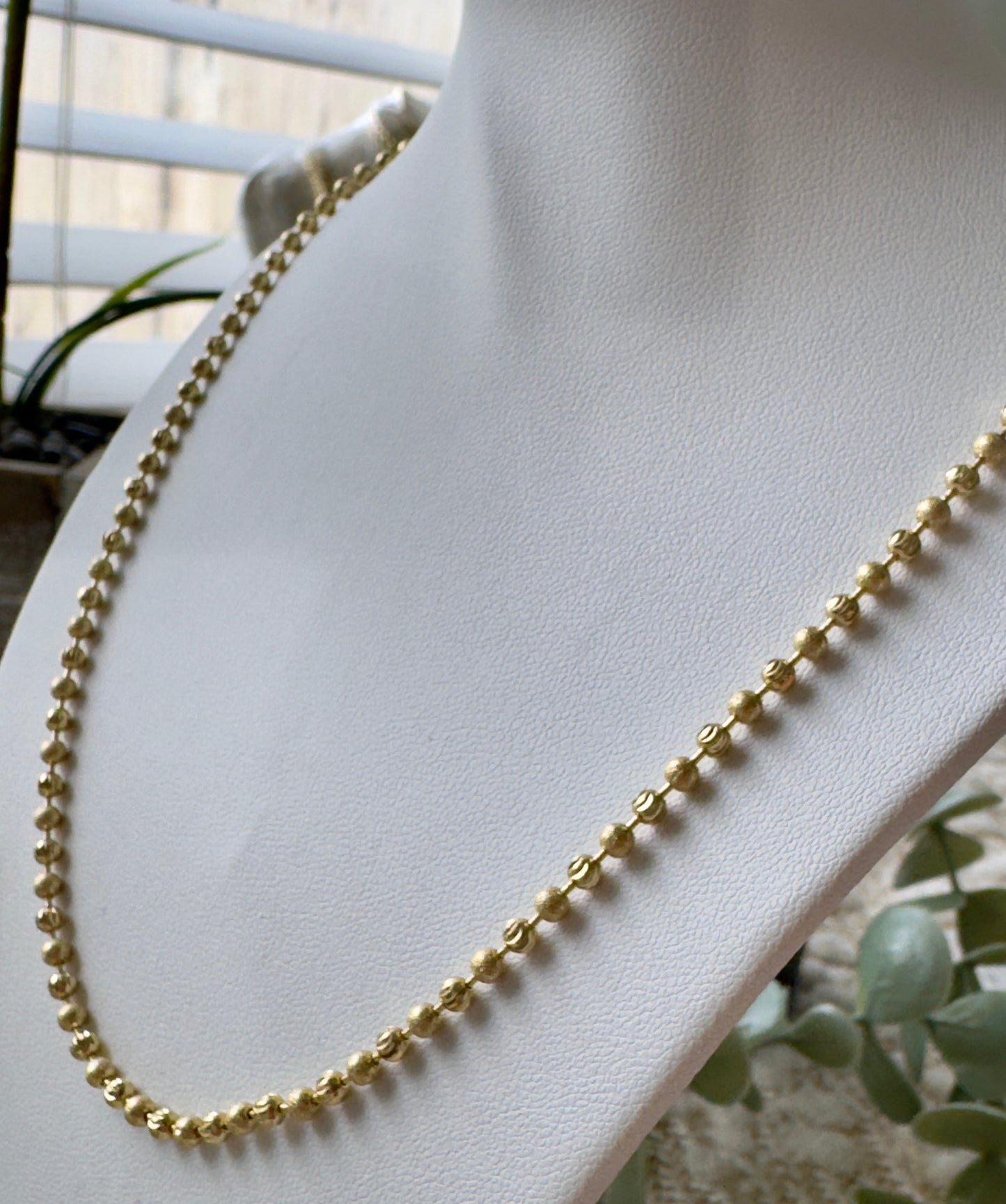 Textured Beaded Necklace