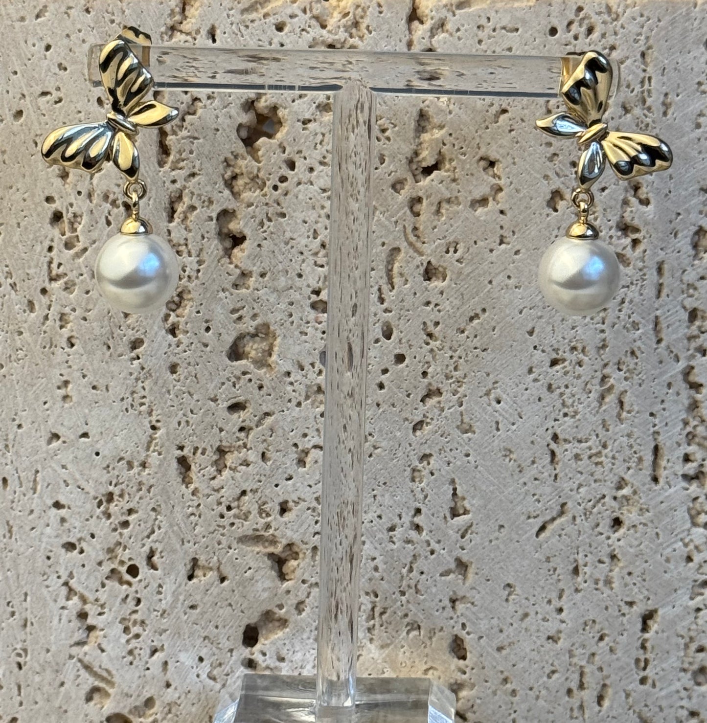 Bow Pearl Earrings