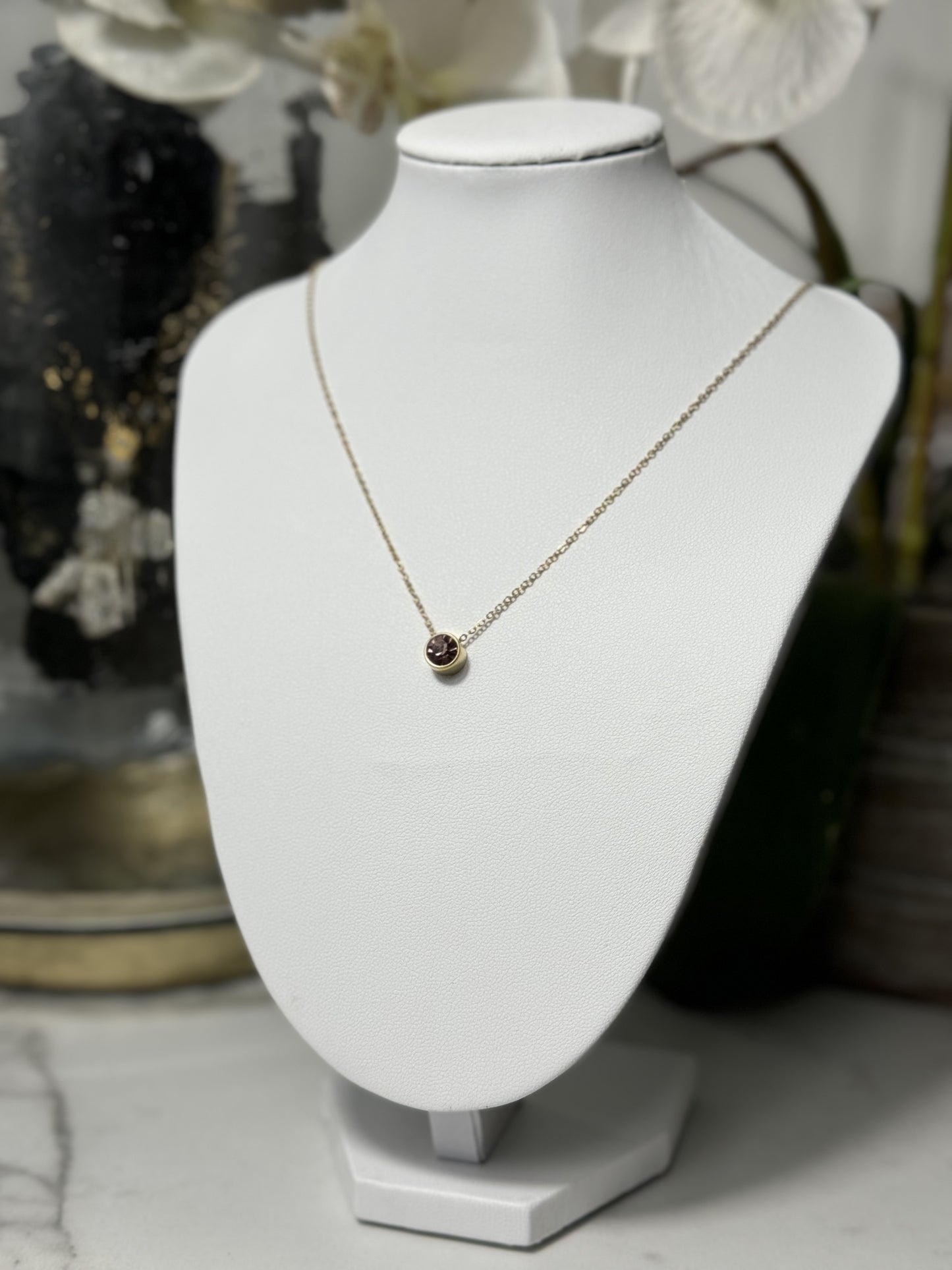 Round Pendant Chain