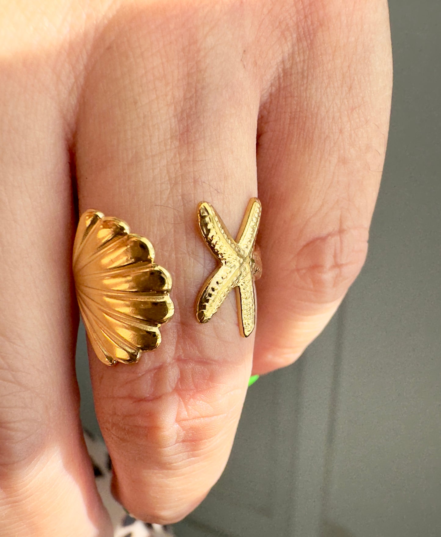 Star Shell Adjustable Ring