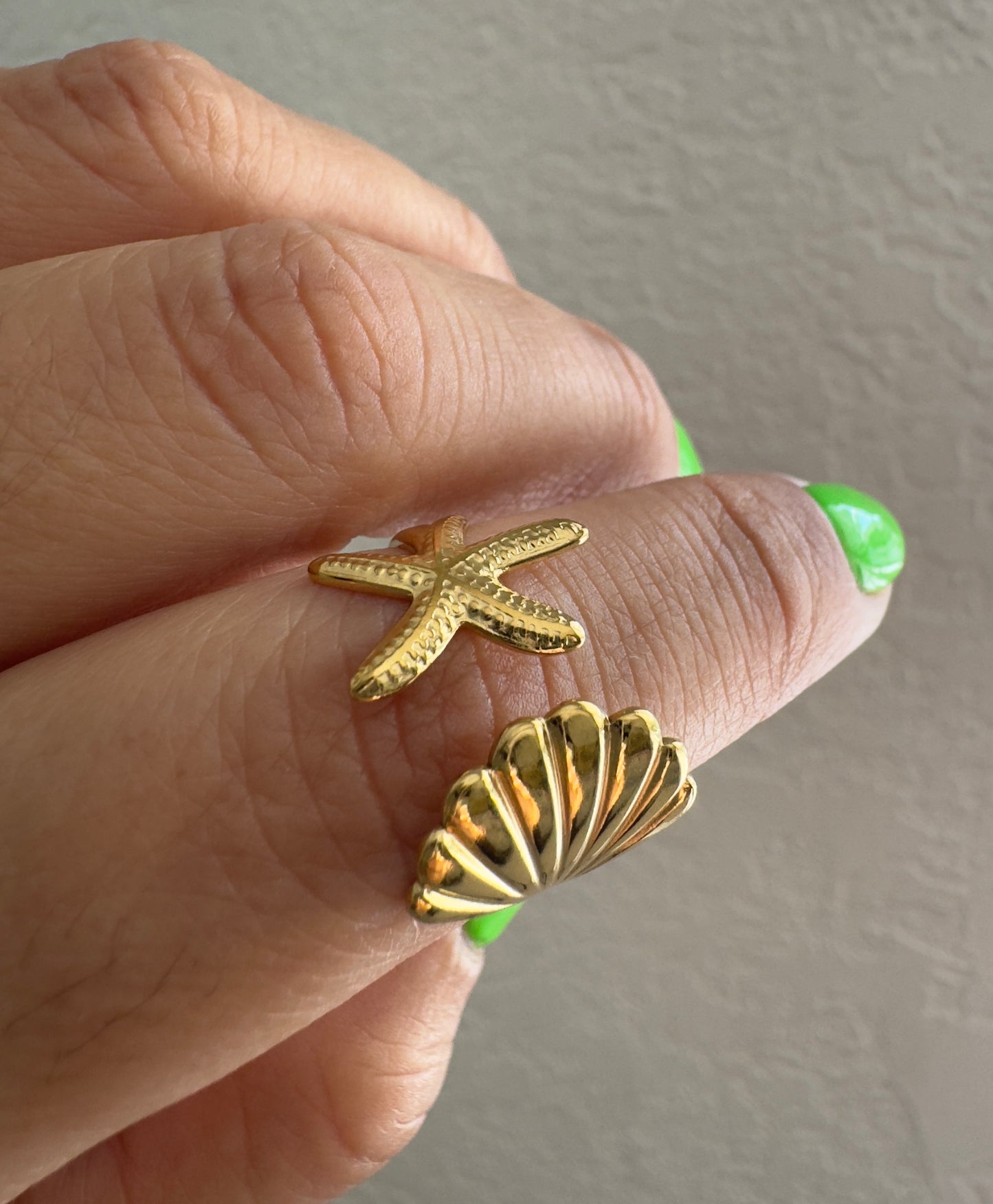 Star Shell Adjustable Ring