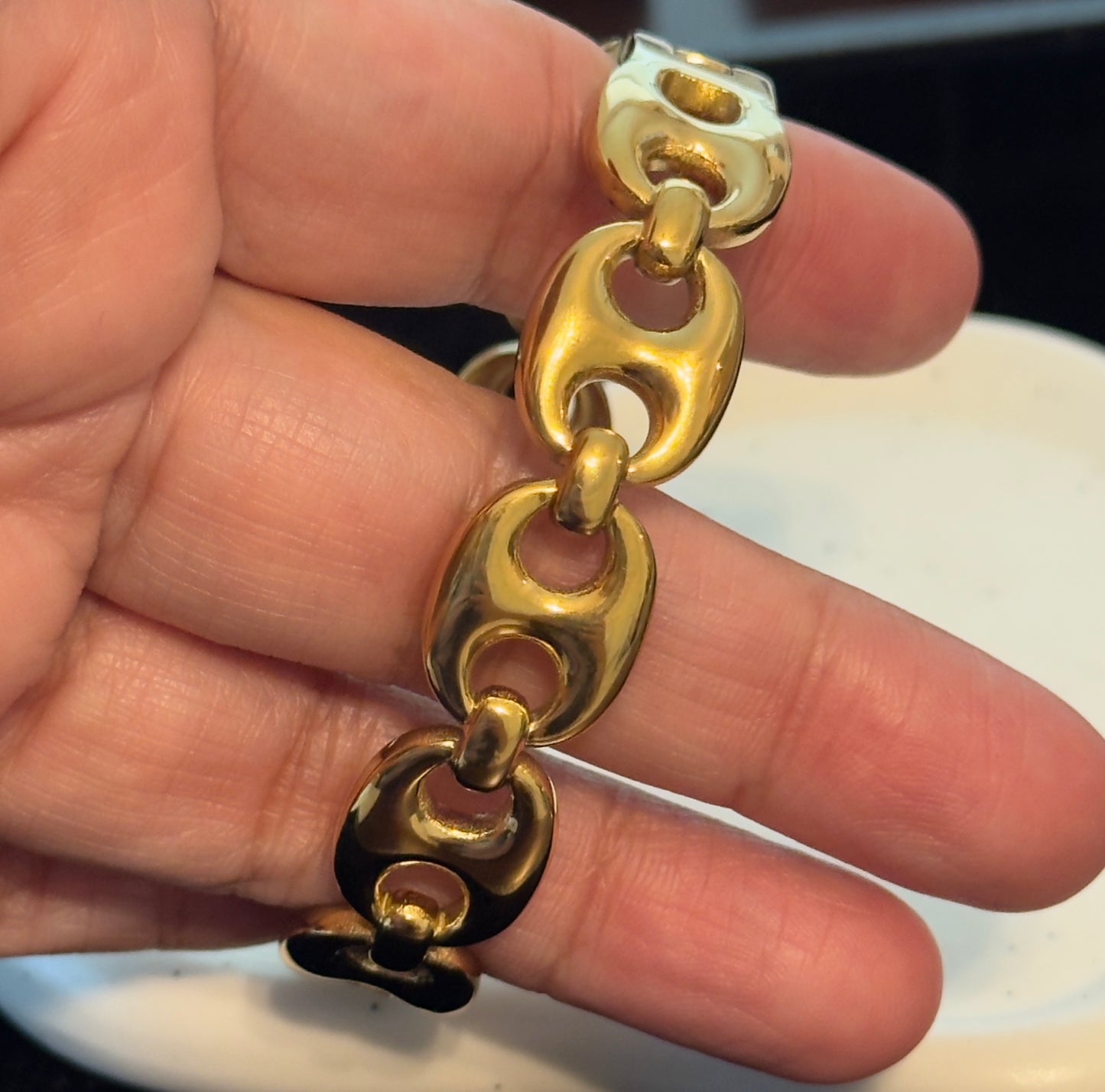 Clip Chain Bracelet – 18KT Gold Plated Stainless Steel