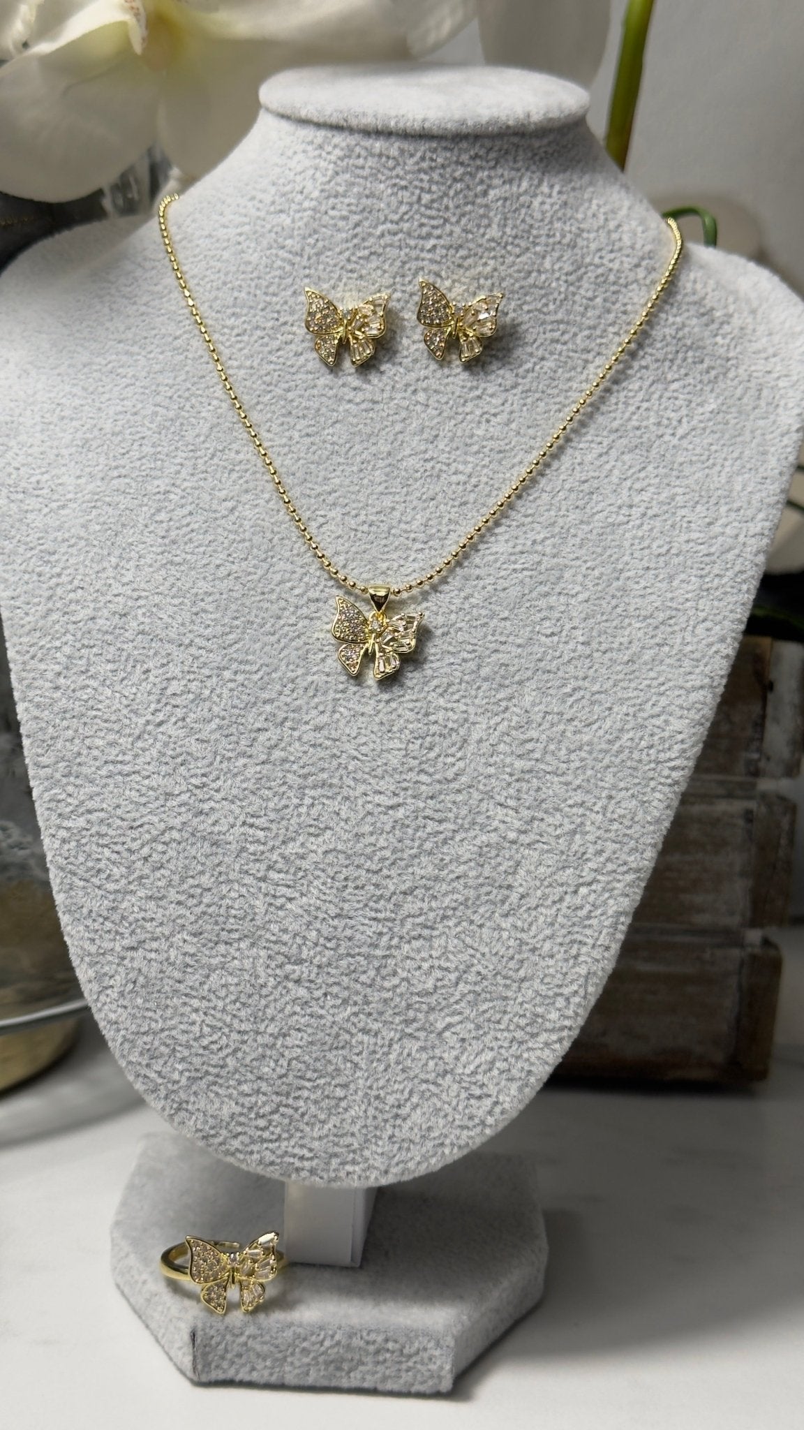 Butterfly gold set (3 piece set ) - Figi Jewels