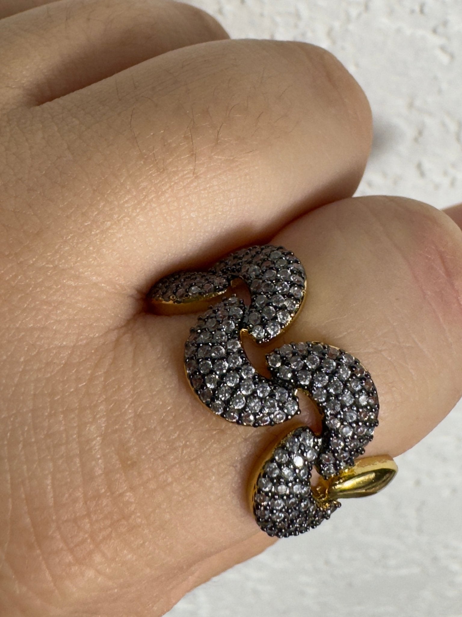 Charcoal zircornium ring waves - Figi Jewels