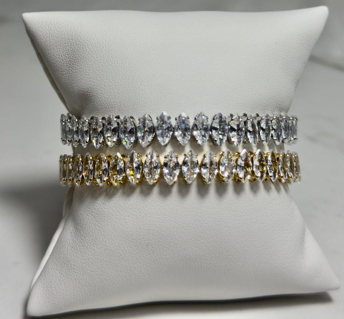 Crystal open cuff - Figi JewelsBangle cuff