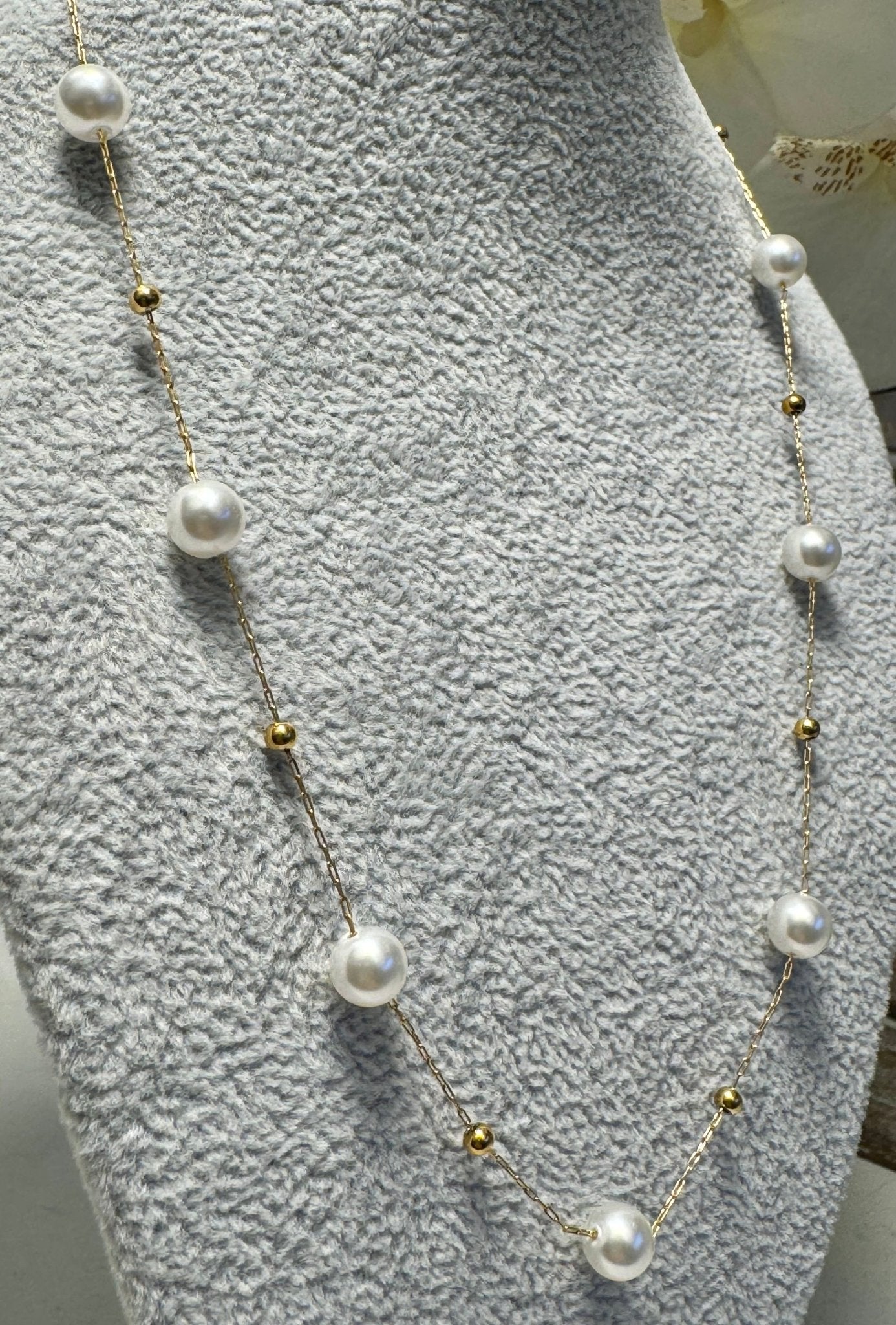 Delicate pearl necklace - Figi JewelsPearl necklace