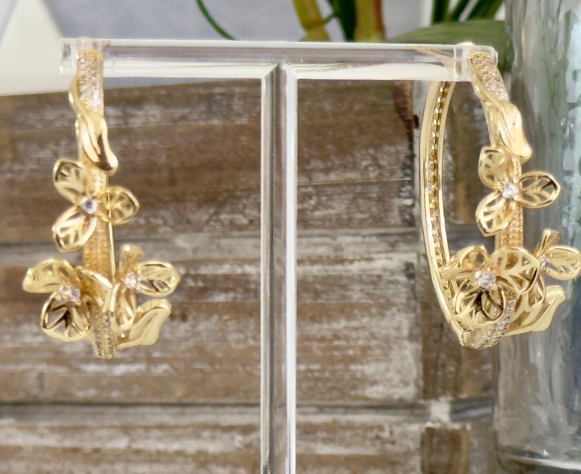 Flower hoops with crystals - Figi JewelsHoops