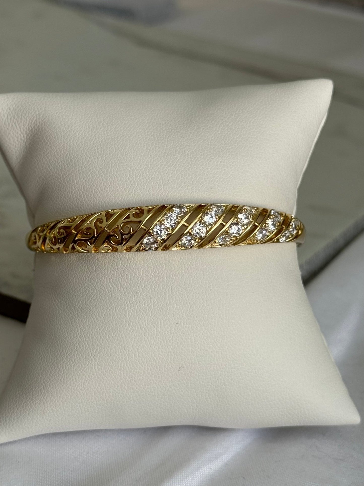 Half zicornium bangle - Figi JewelsBangle cuff