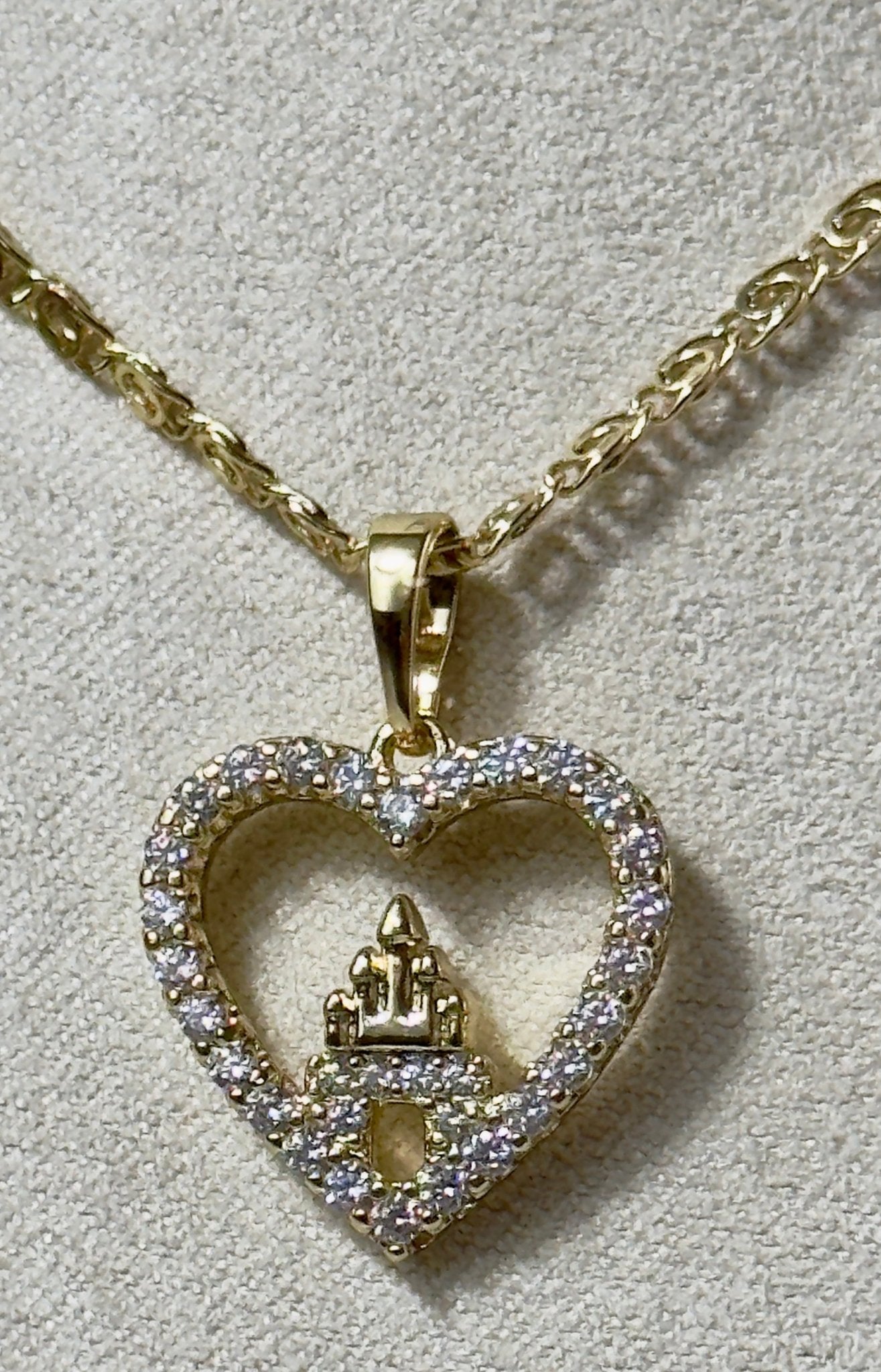 Heart castle pendant - Figi Jewels