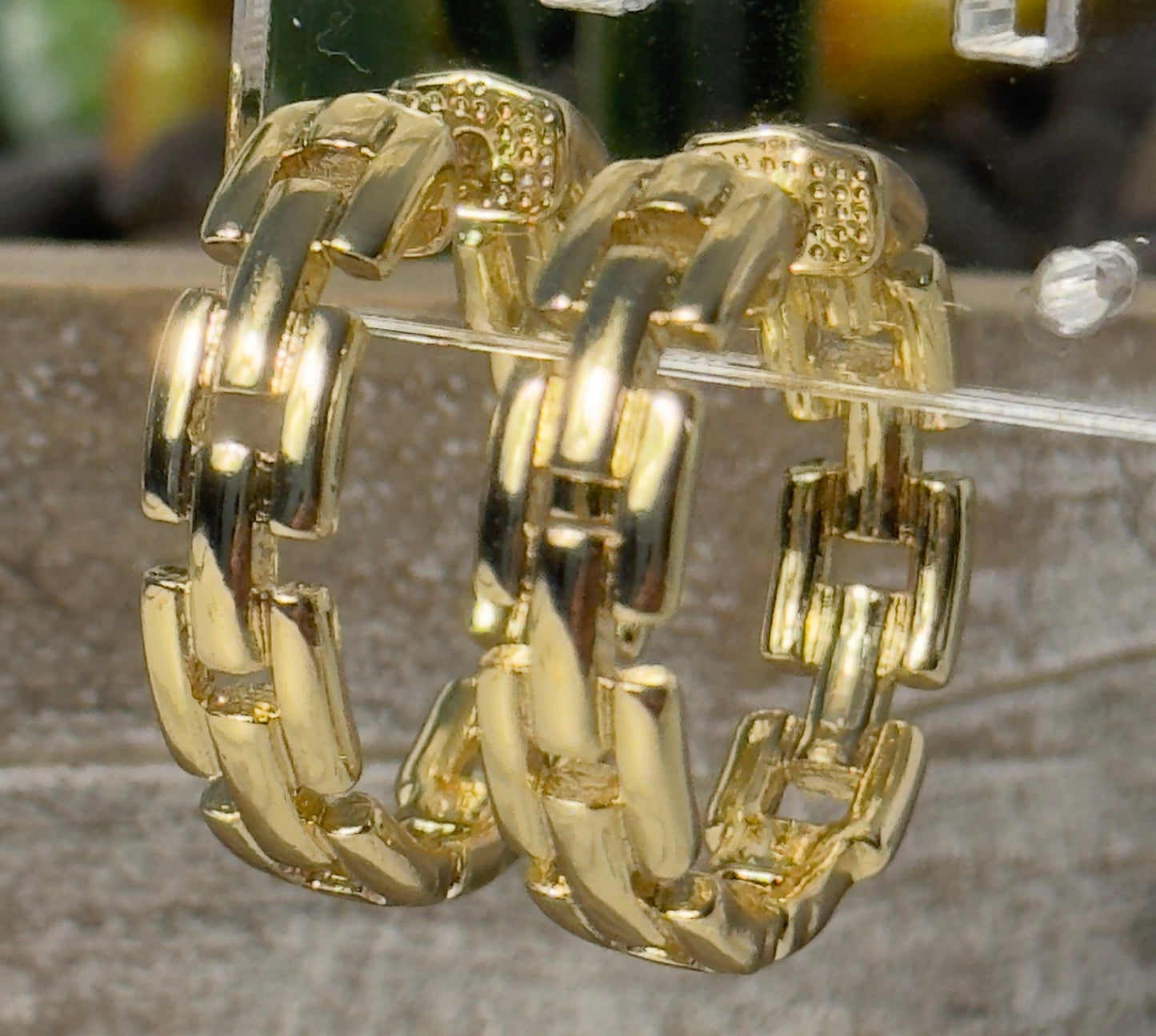 Lock hoops - Figi Jewels