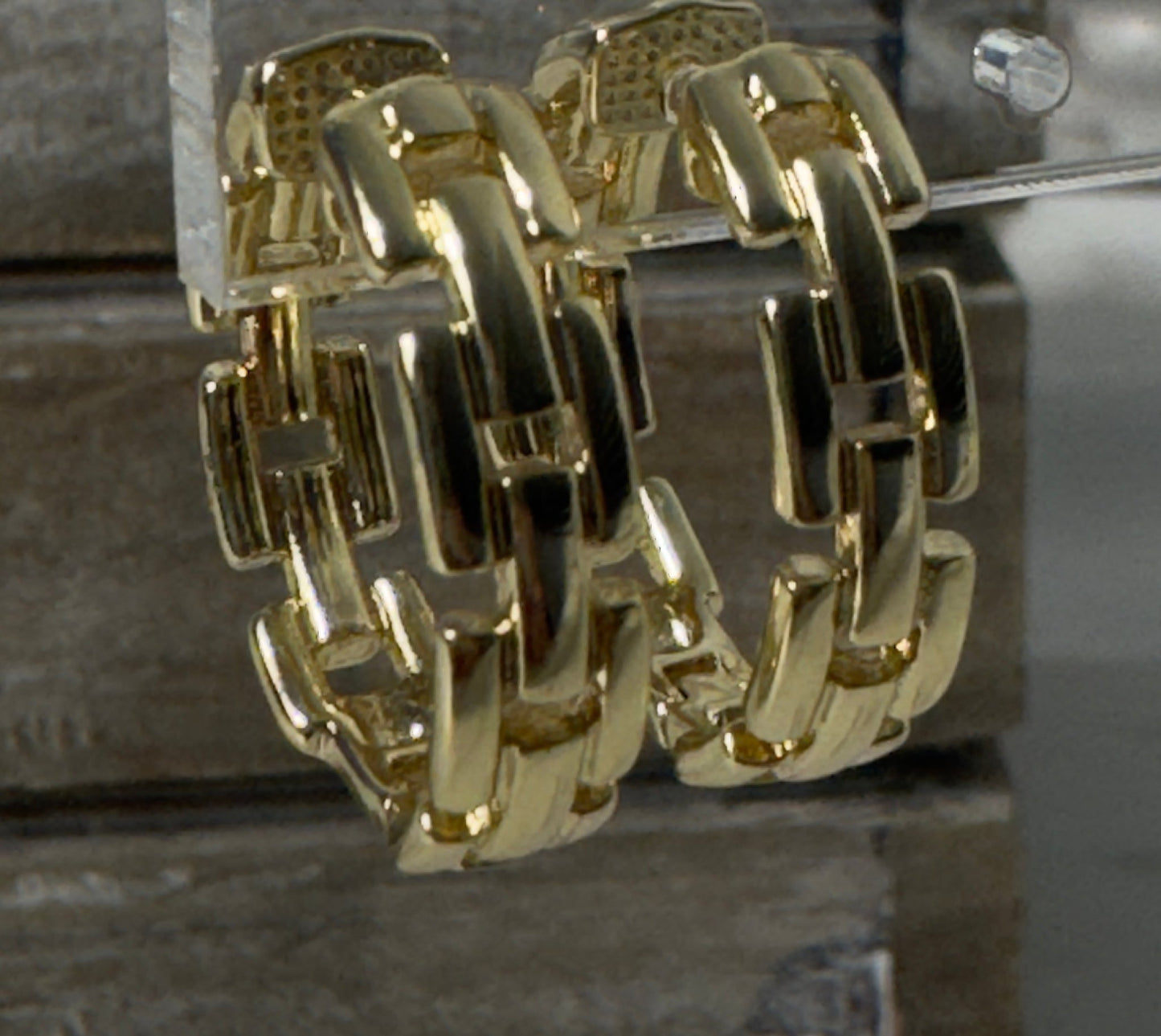 Lock hoops - Figi Jewels