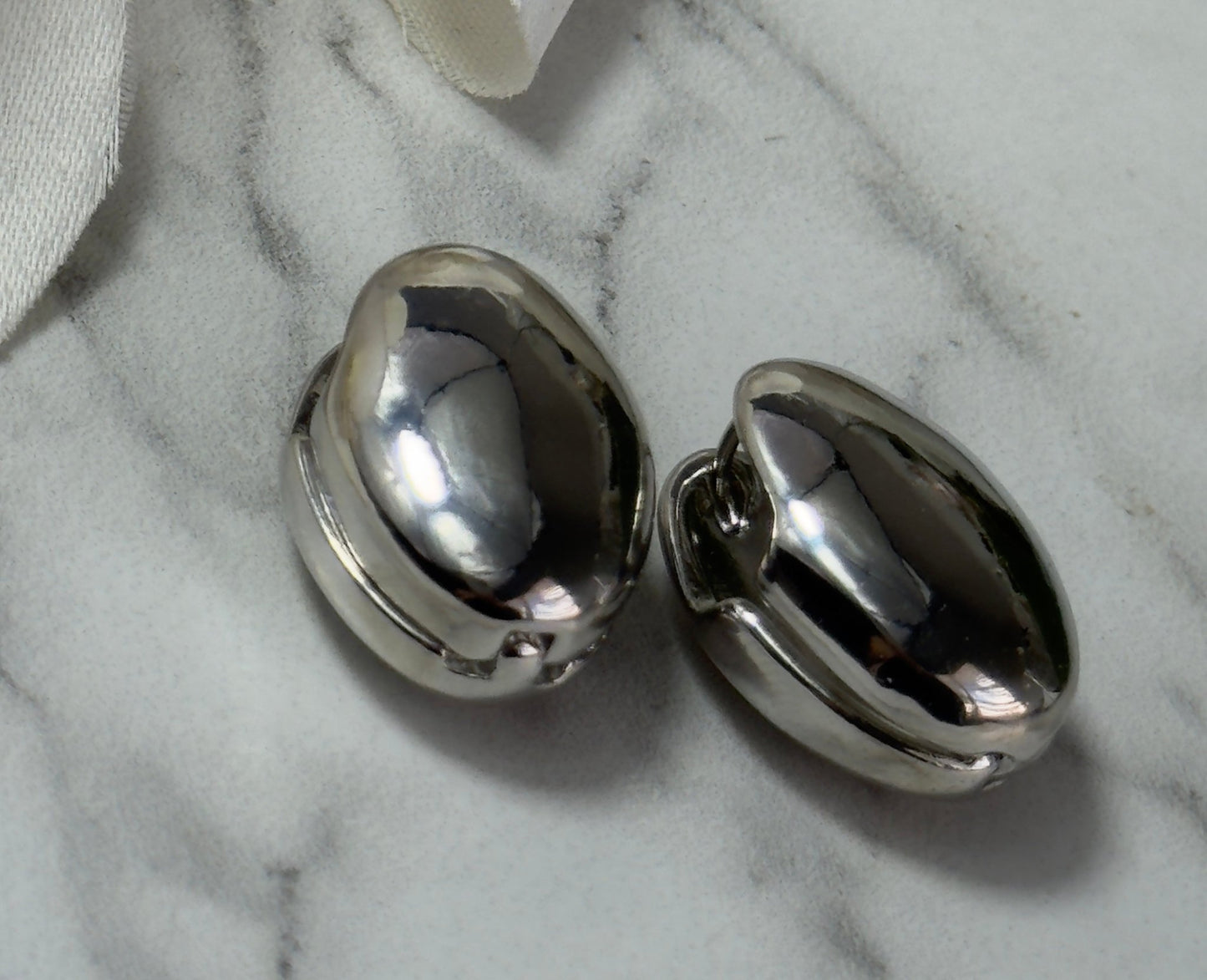 Oval studs - Figi Jewels