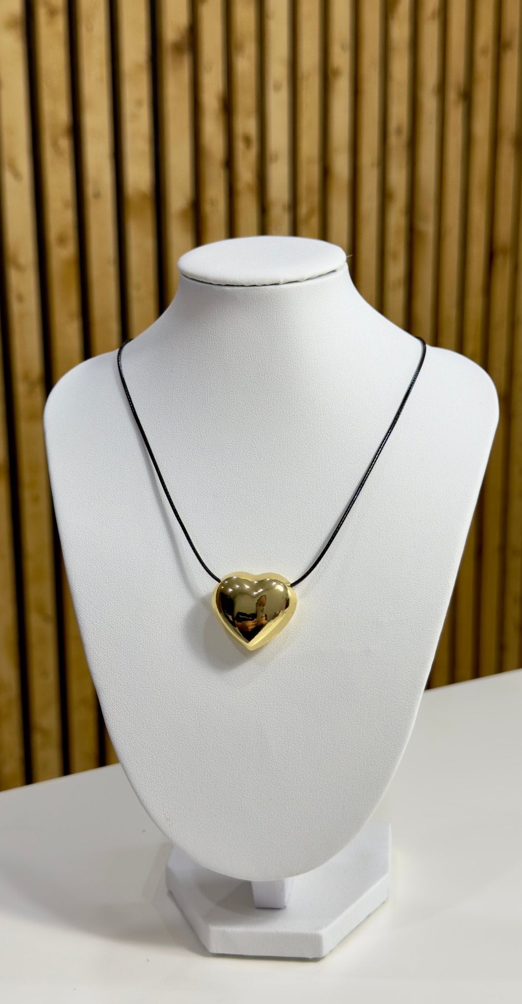 Pop heart necklace medium - Figi JewelsNecklaces