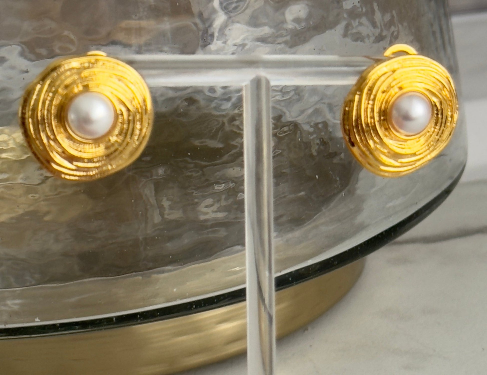 Round one pearl earring studs - Figi JewelsStud earrings