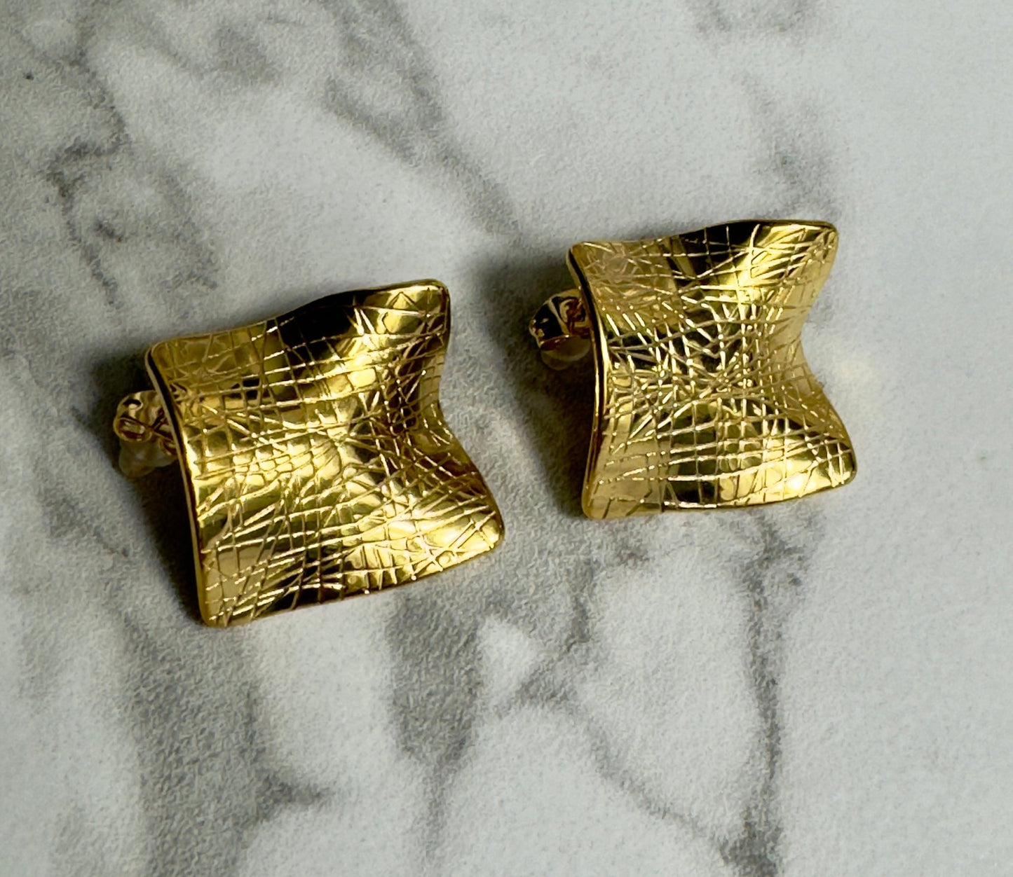 Square textured earrings - Figi JewelsEarrings