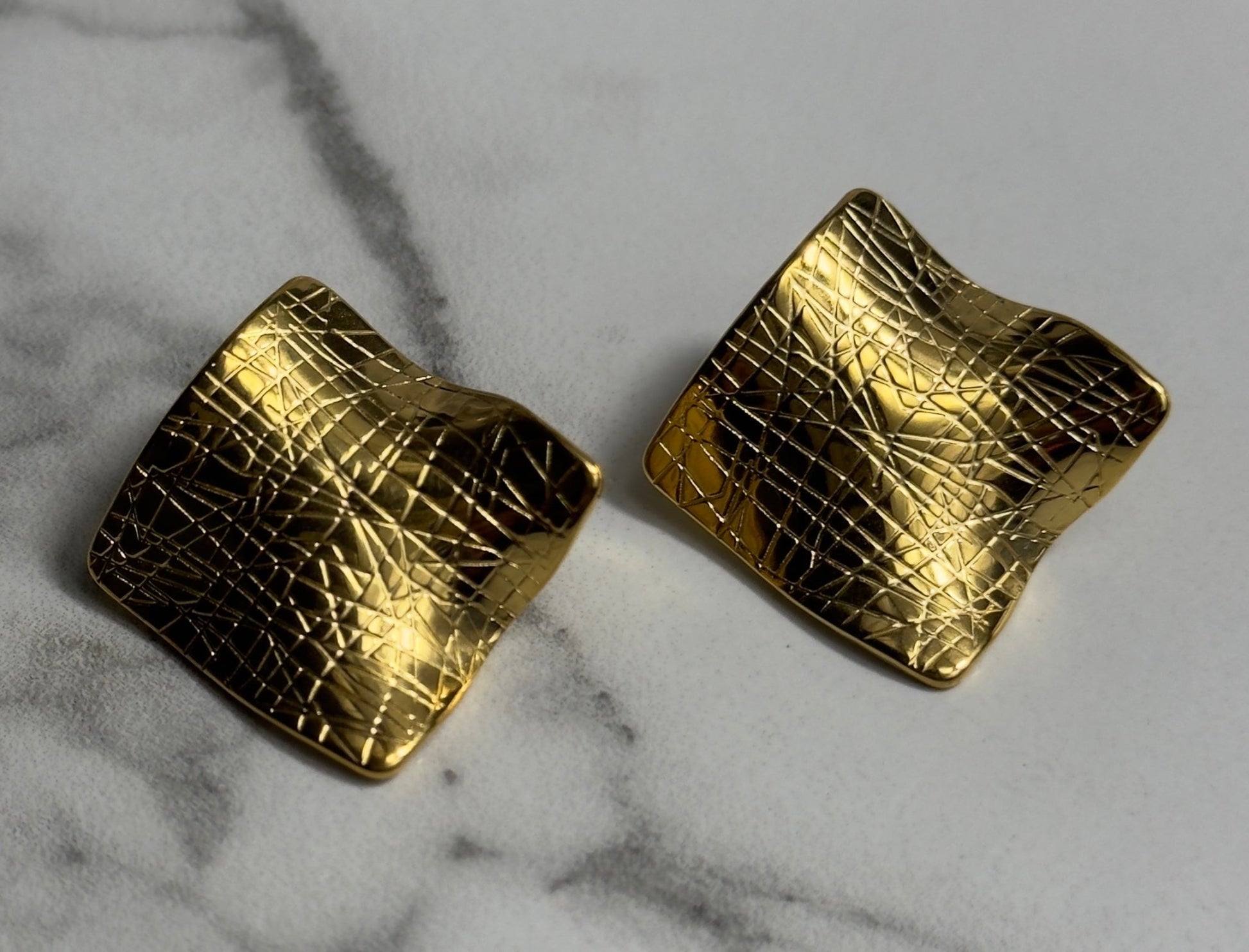 Square textured earrings - Figi JewelsEarrings